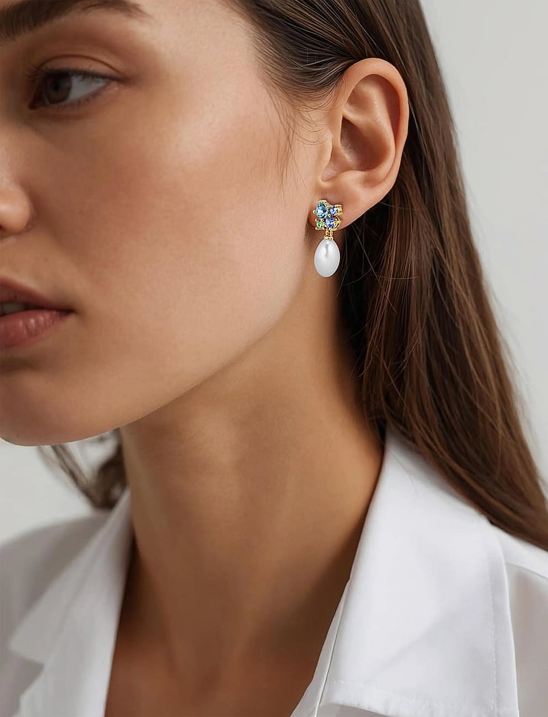 Dyrberg/Kern - PETUN SG AQUA / WHITE PEARL - perlenohrringe - blue - 0