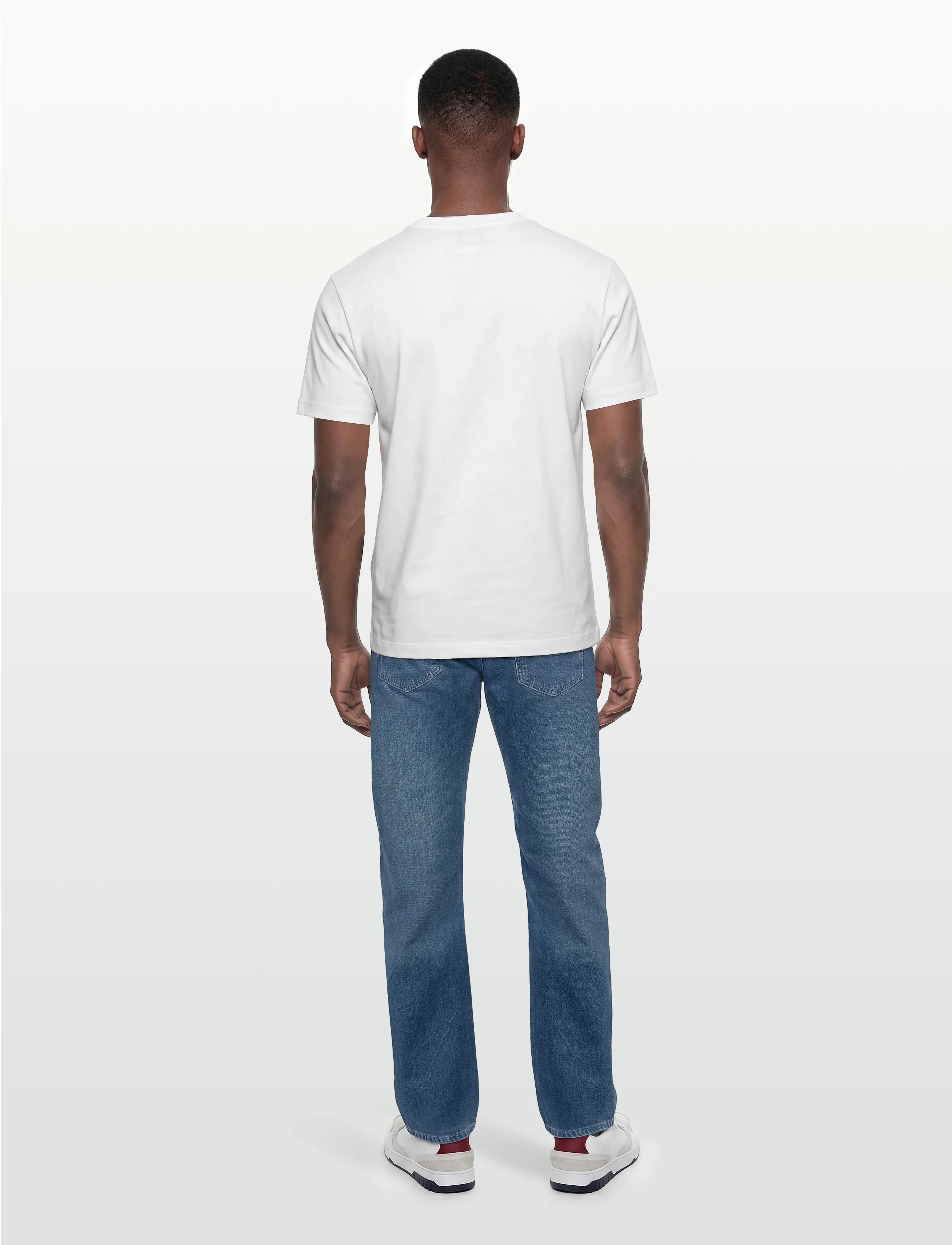 EA7 - T-SHIRT - short-sleeved t-shirts - white - 4
