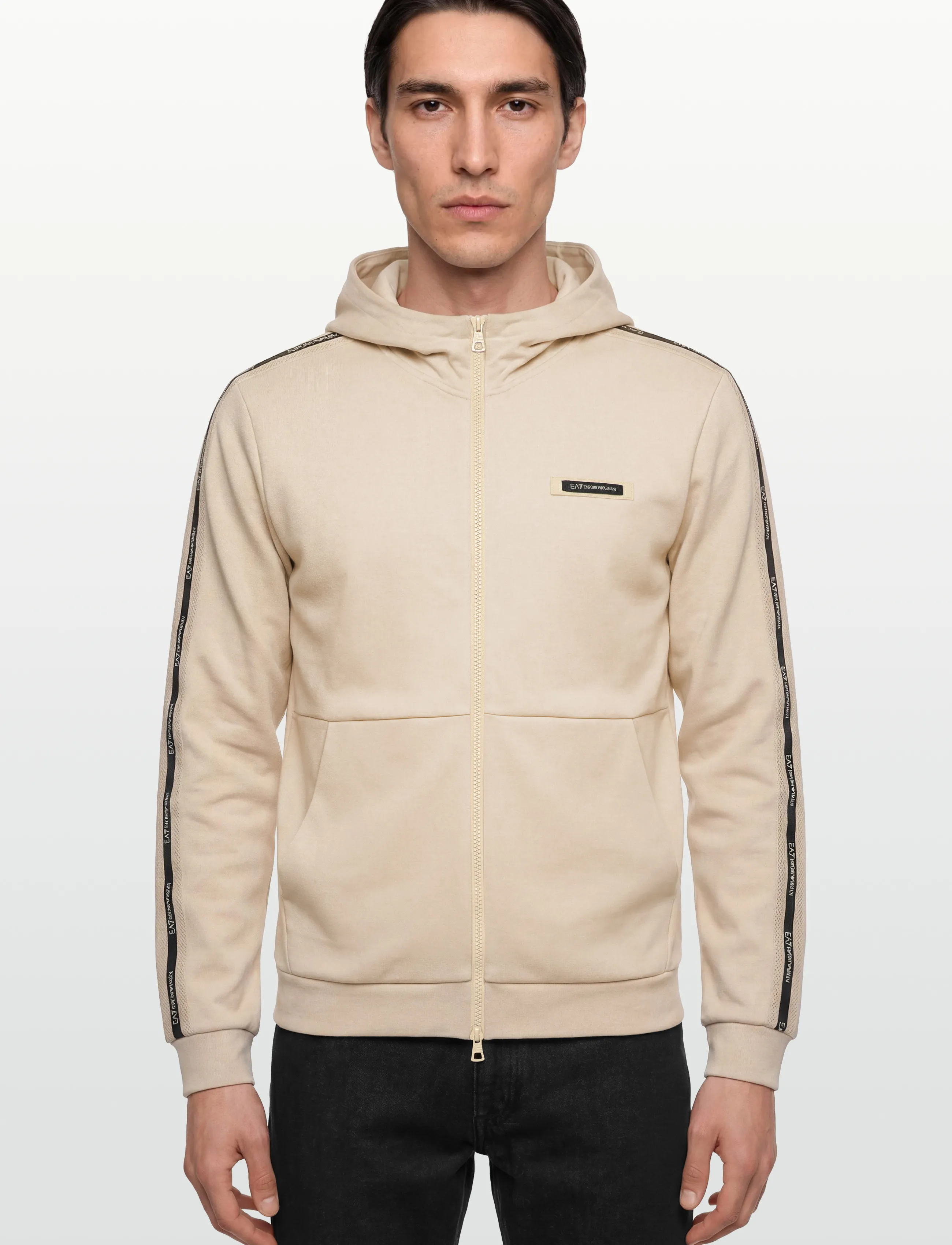 Sweatshirt 2