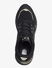 EA7 - SNEAKERS - låga sneakers - m701-triple black+gold - 3