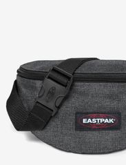 Eastpak - SPRINGER - zemākās cenas - black denim - 4