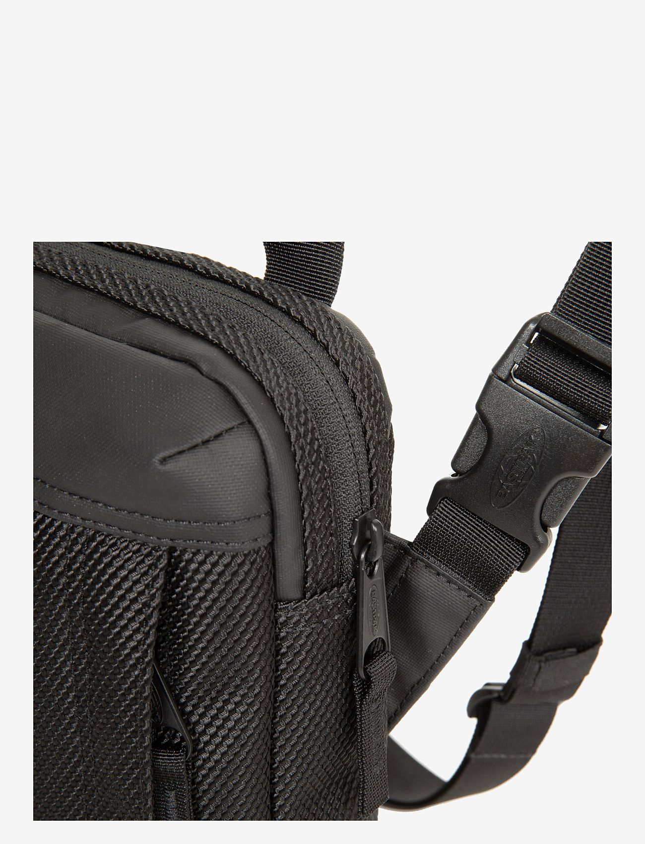 Eastpak - THE ONE CNNCT - kollektioner - black - 4