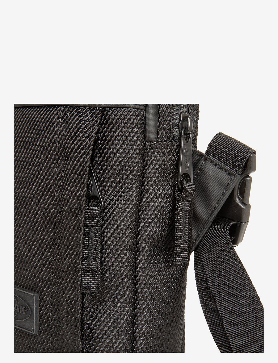 Eastpak - THE ONE CNNCT - nach stil kaufen - black - 5