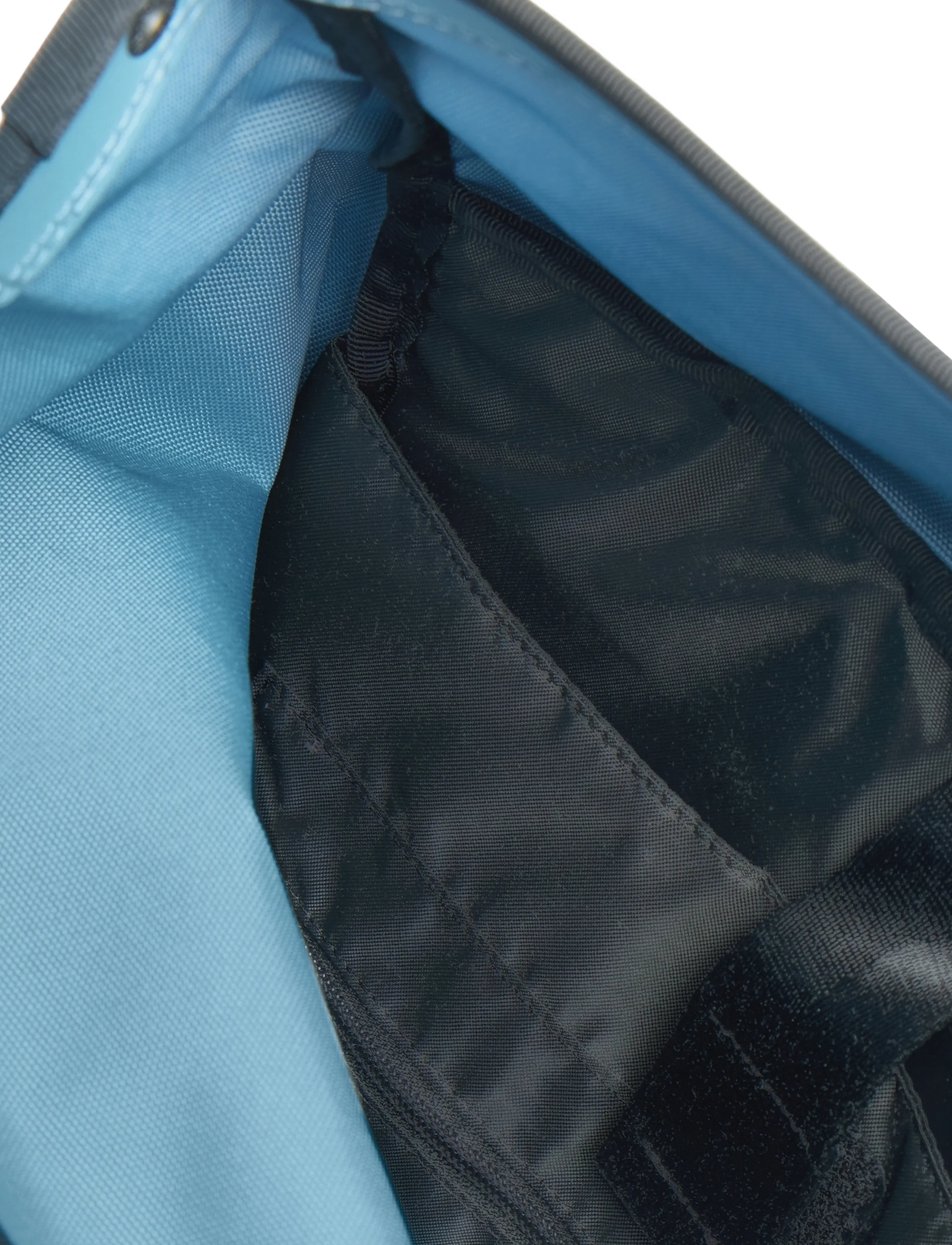 Eastpak - UP ROLL - rolltop-rygsække - tarp dust blue - 3