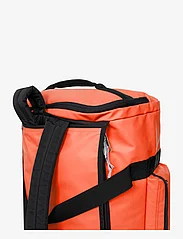 Eastpak - TARP DUFFL'R - weekend bags - orange - 4