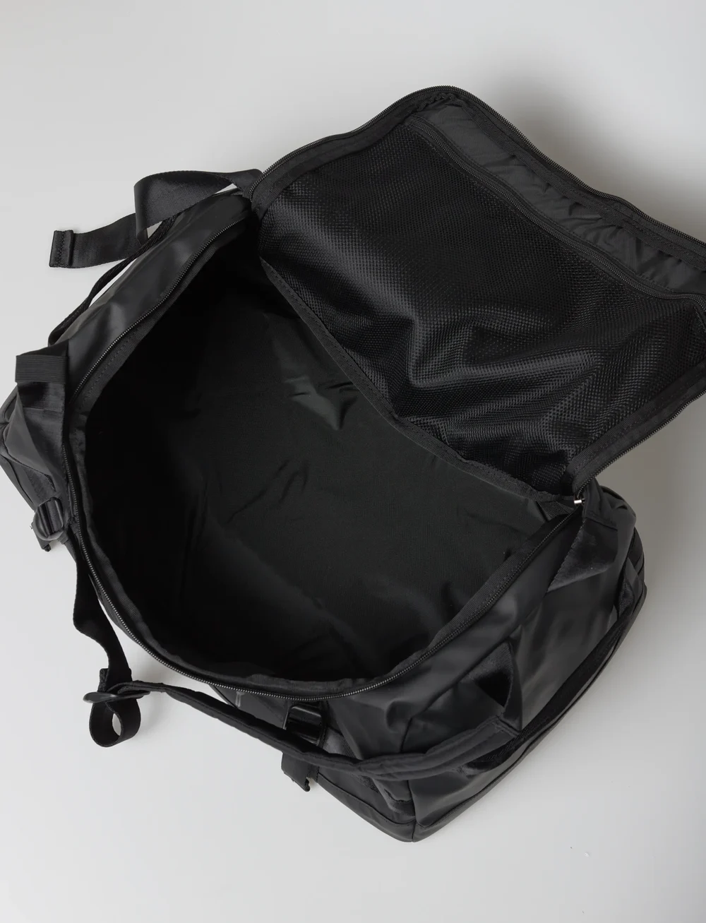 Eastpak - DUFFEL PACK S - shoppa efter tillfälle - black - 4