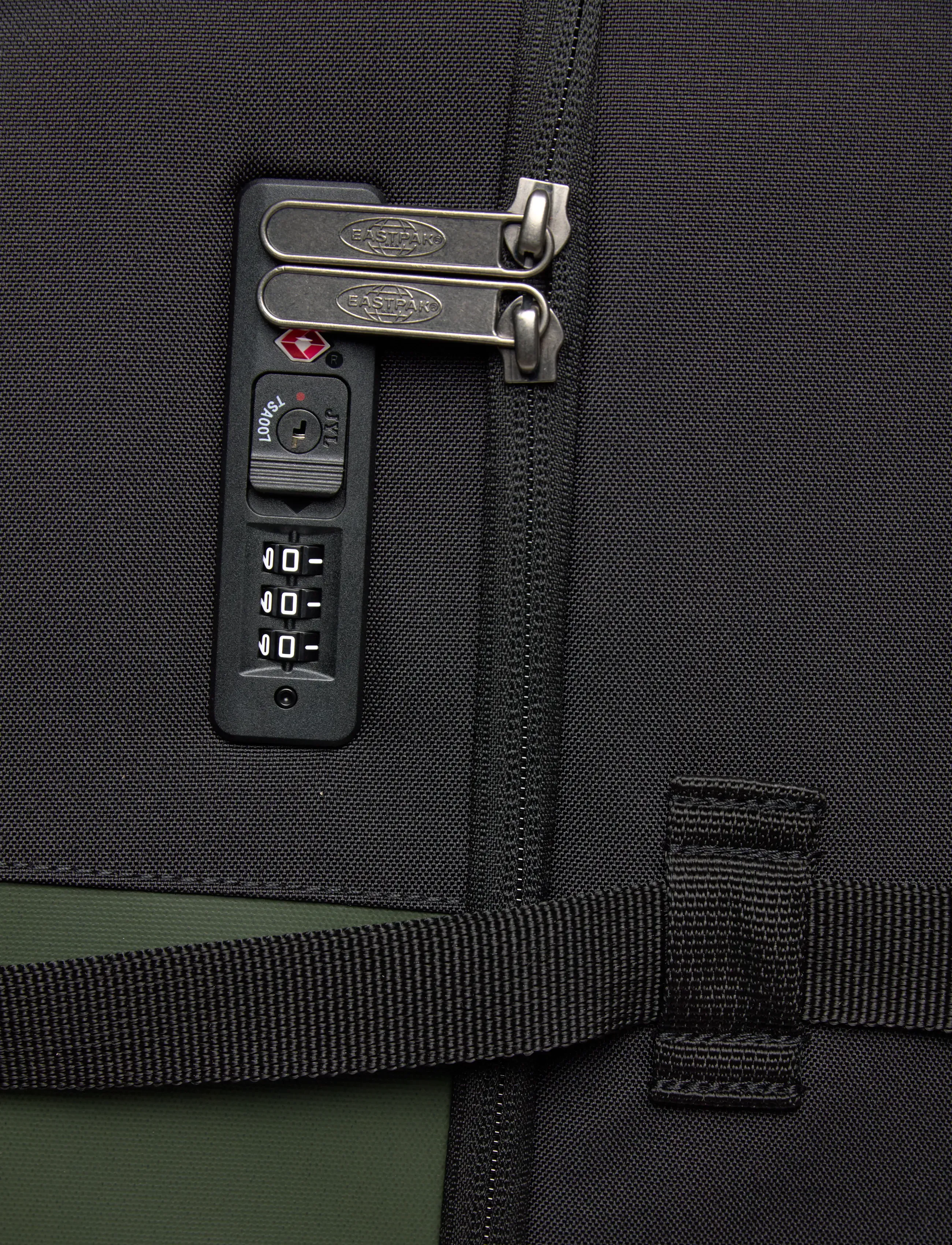 Eastpak - TRANSIT'R PRO M - osta olukorra järgi - khaki procoated - 4