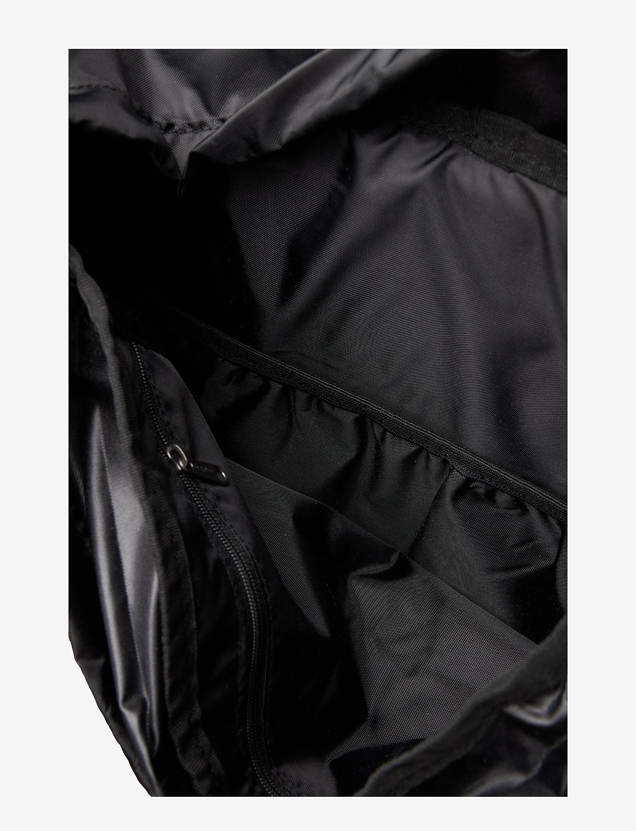 Eastpak - BUST - topped downtown - 3