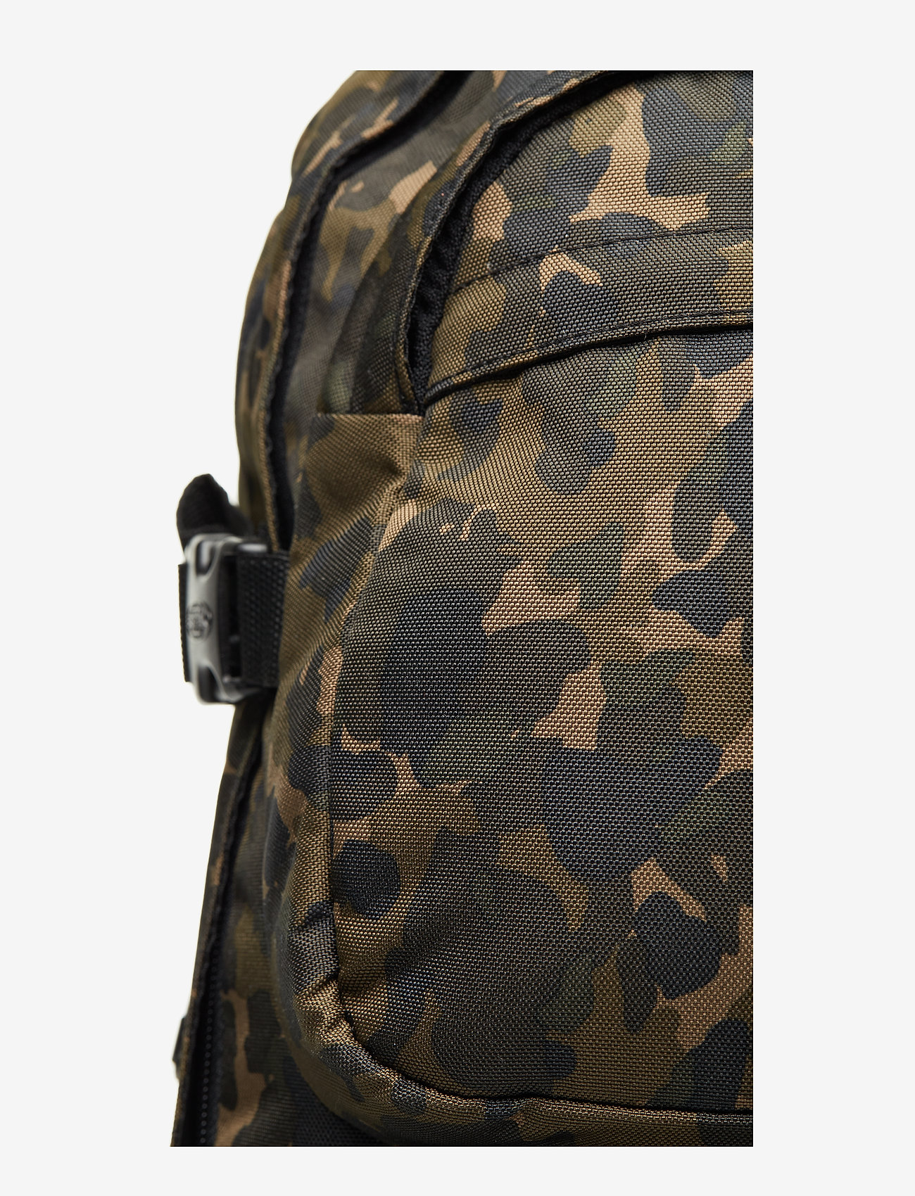Eastpak - HUTSON - camo op - 3