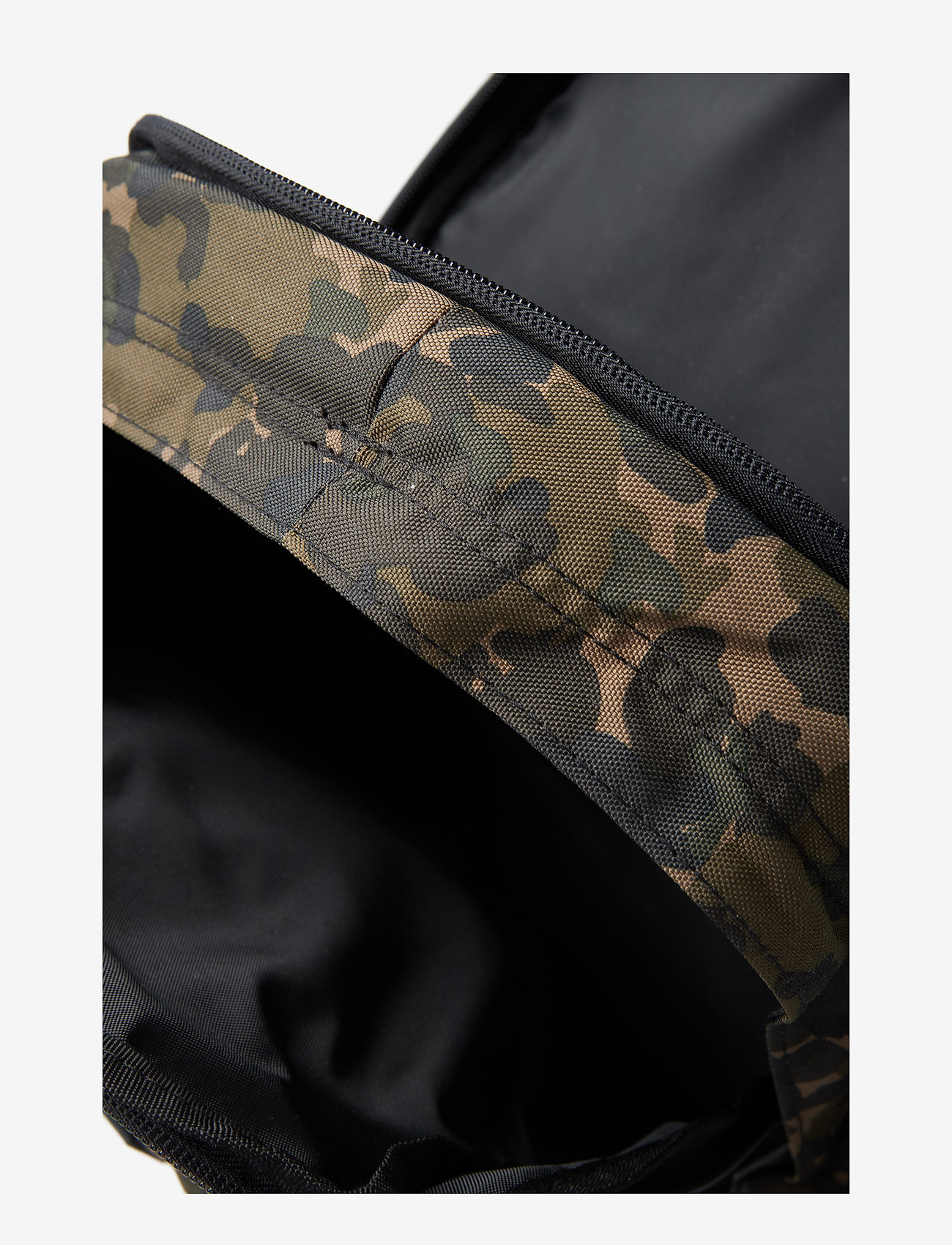 Eastpak - EVANZ - camo op - 5