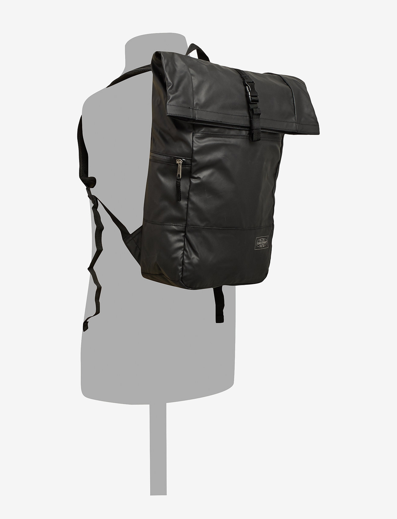 Eastpak - MACNEE - topped black - 4