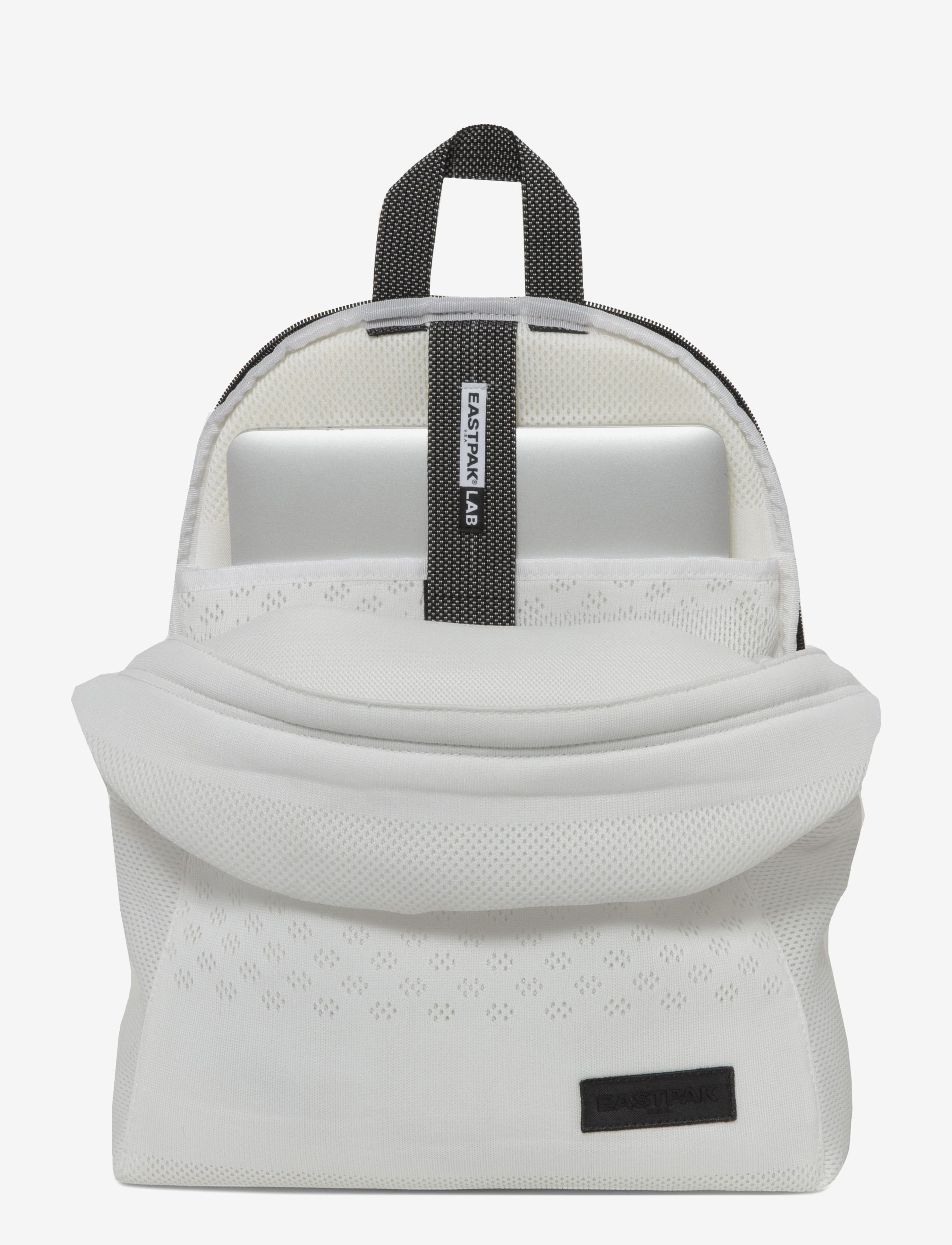 Eastpak - PADDED PAK'R - accessoires - one piece white - 1