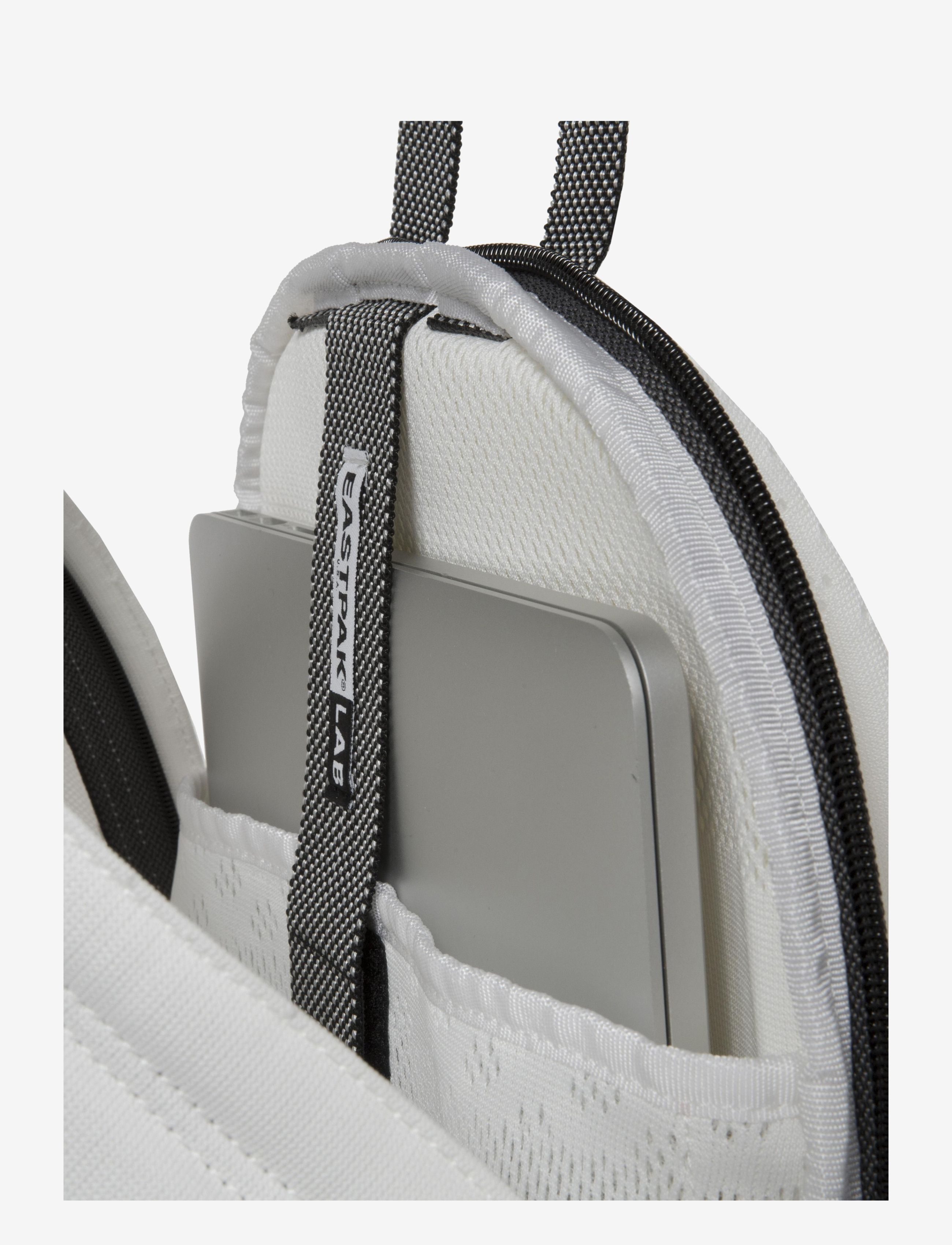 Eastpak - PADDED PAK'R - accessoires - one piece white - 4