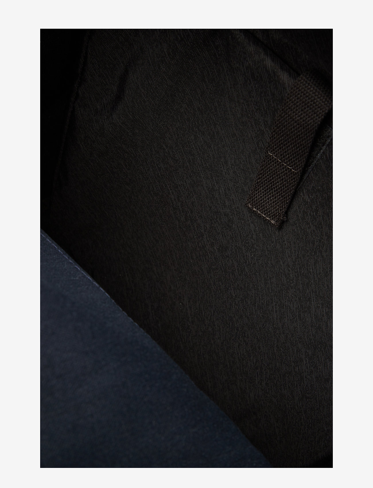 Eastpak - OUT OF OFFICE - opgrade night - 3