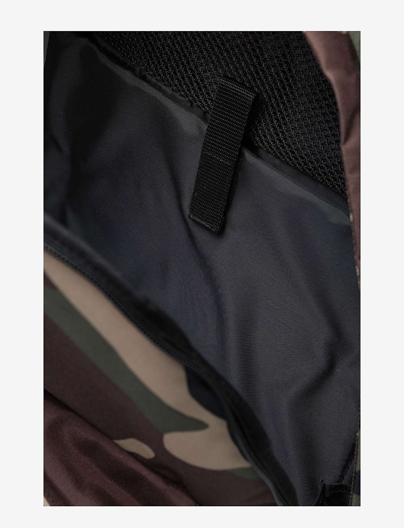 Eastpak - OUT OF OFFICE - accessories - camo - 5