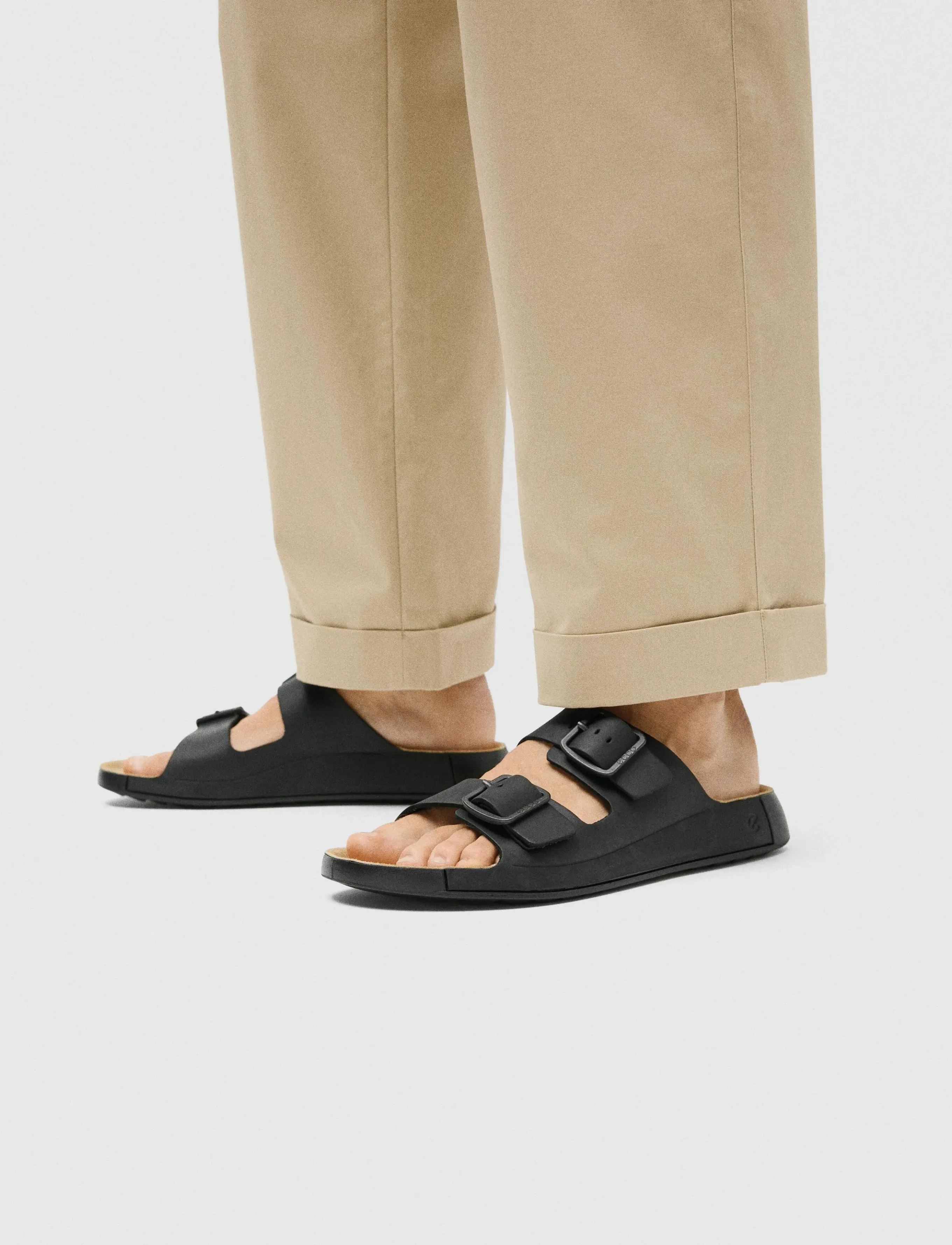ECCO Cozmo M, 46, Black, Sommersko > Sandaler, Herre