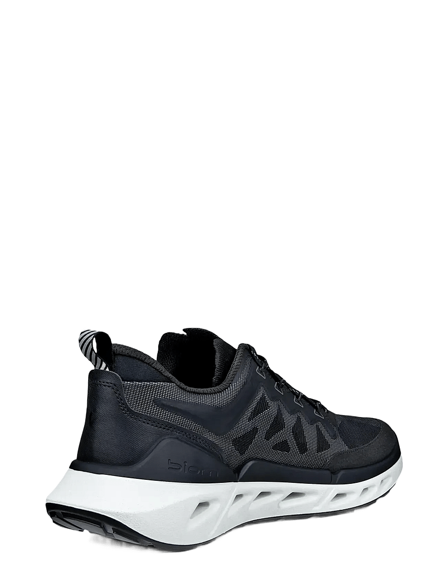 ECCO - BIOM 720 M - niedriger schnitt - black/black/bright white/black - 3