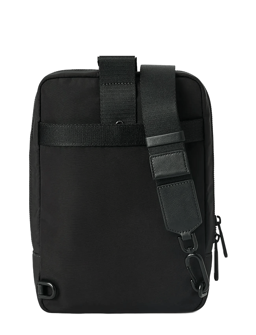 ECCO - ECCO Voyager x Body Sling - black - 2