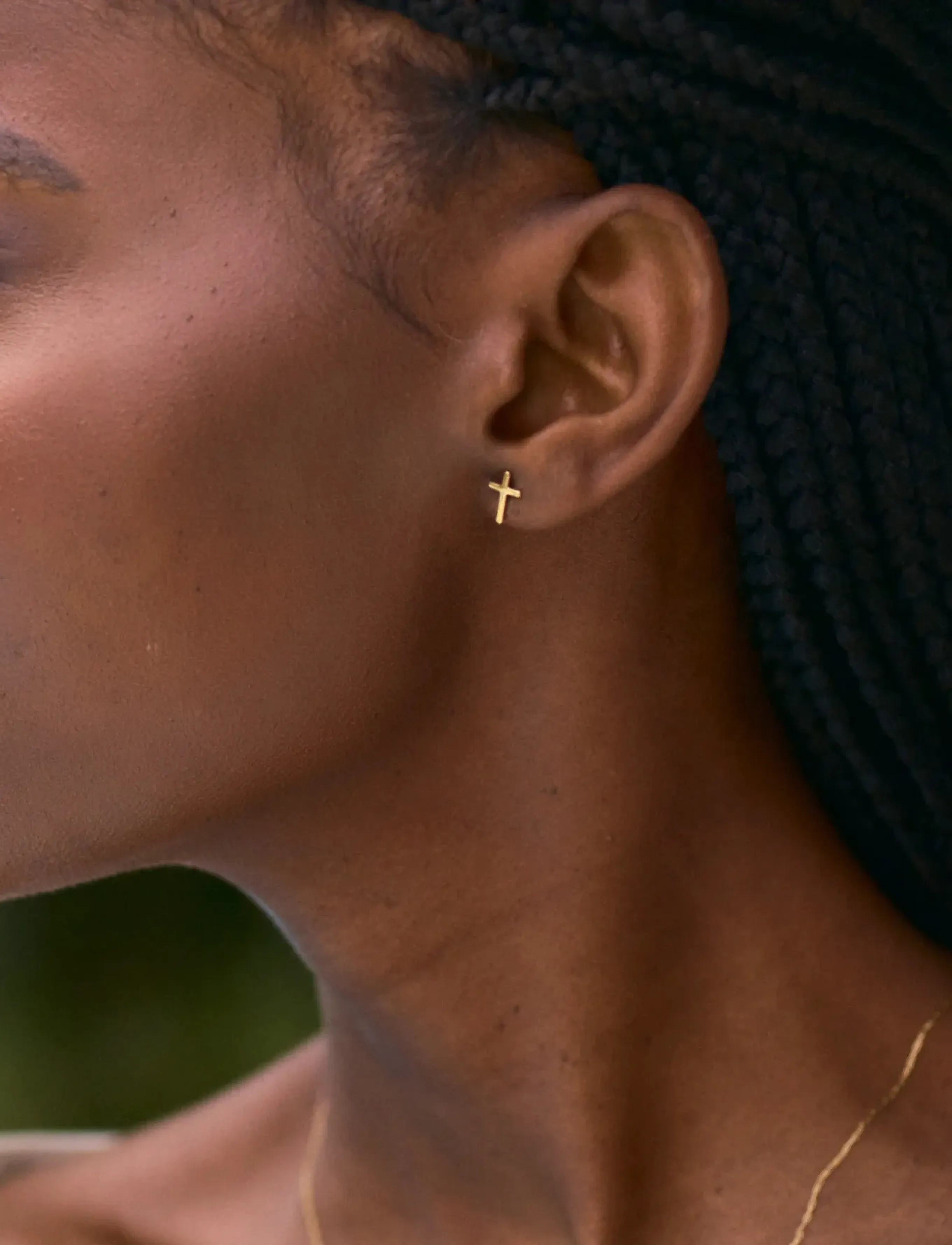 Edblad Spirit Cross Studs Gold, One Size, Earrings, Gold - Studs, Frauen