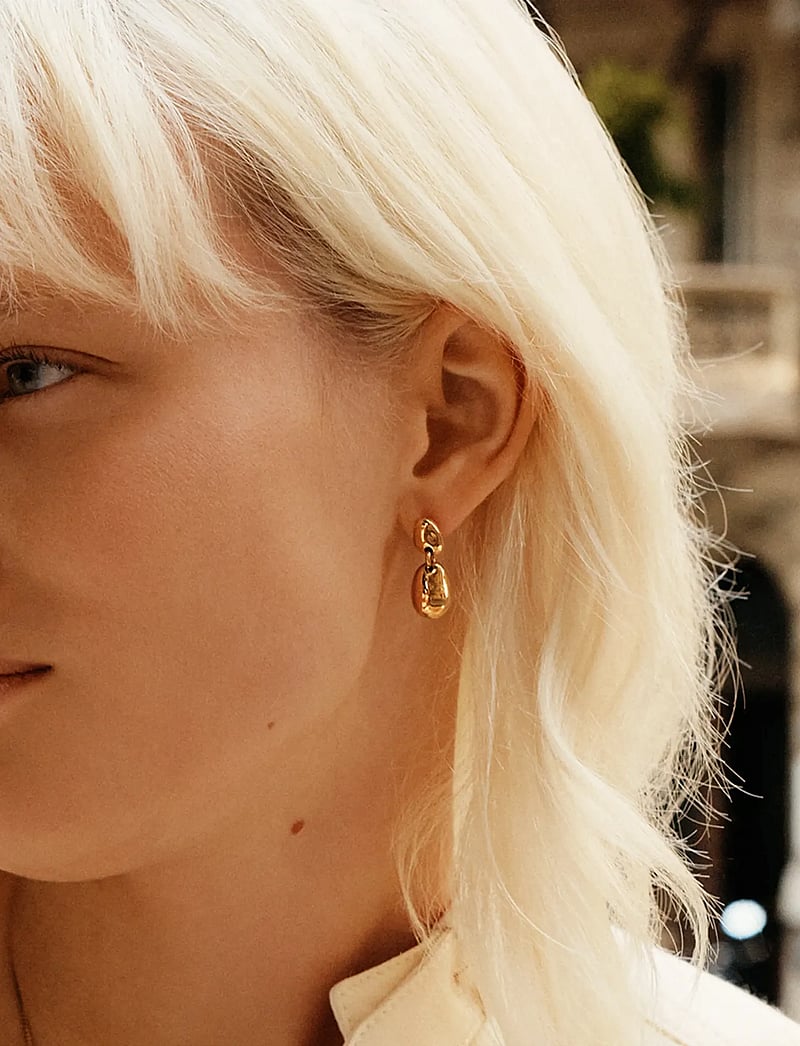 Edblad - Leora Earrings Gold - ohrhänger - gold - 1