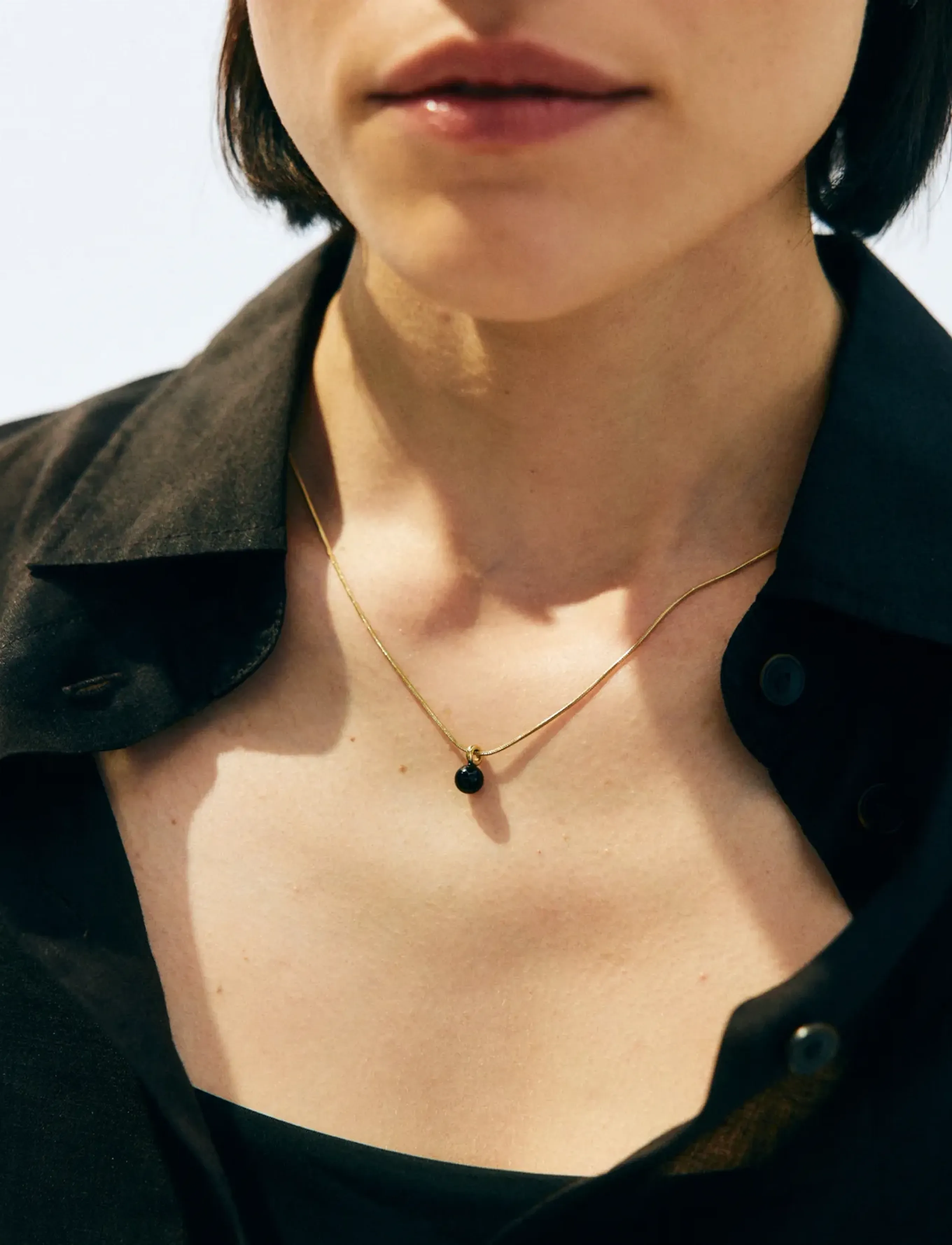 Edblad Aura Necklace S Gold/Black One Size, Kvinder, Perle Vedhæng Halskæde, Sort, Str: ONE SIZE 42 - 45 cm