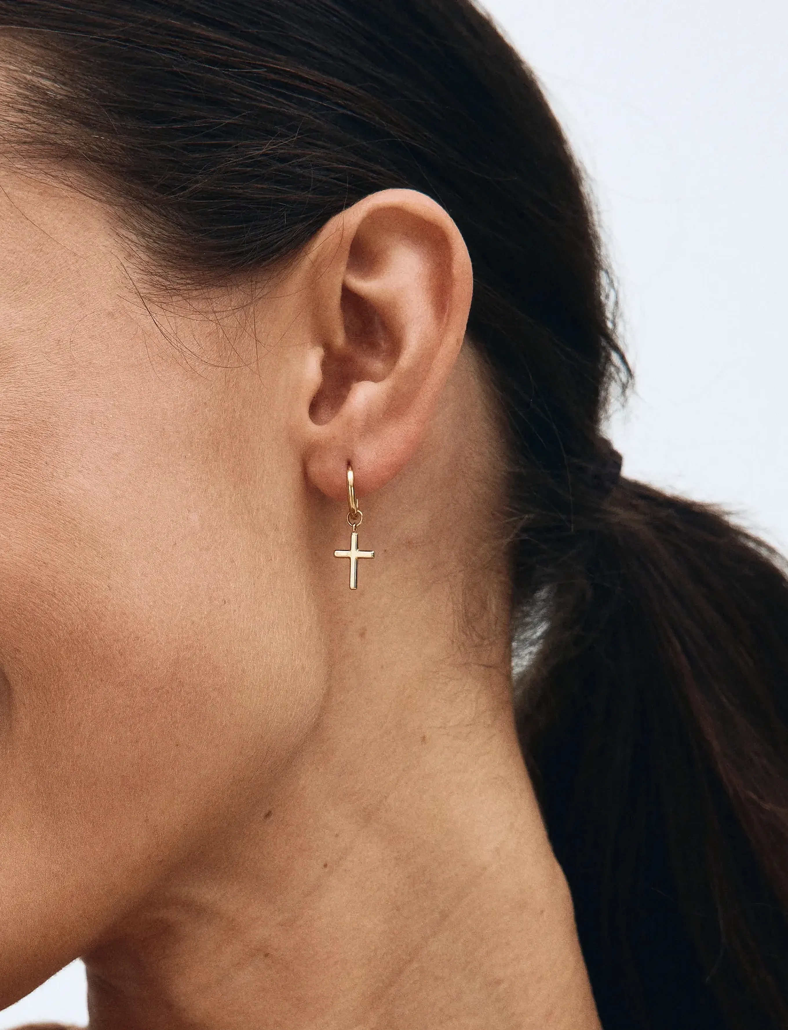 Edblad Spirit Cross Hoops Gold, Kvinder, Kryds Creoler, Guld, Str: ONE SIZE