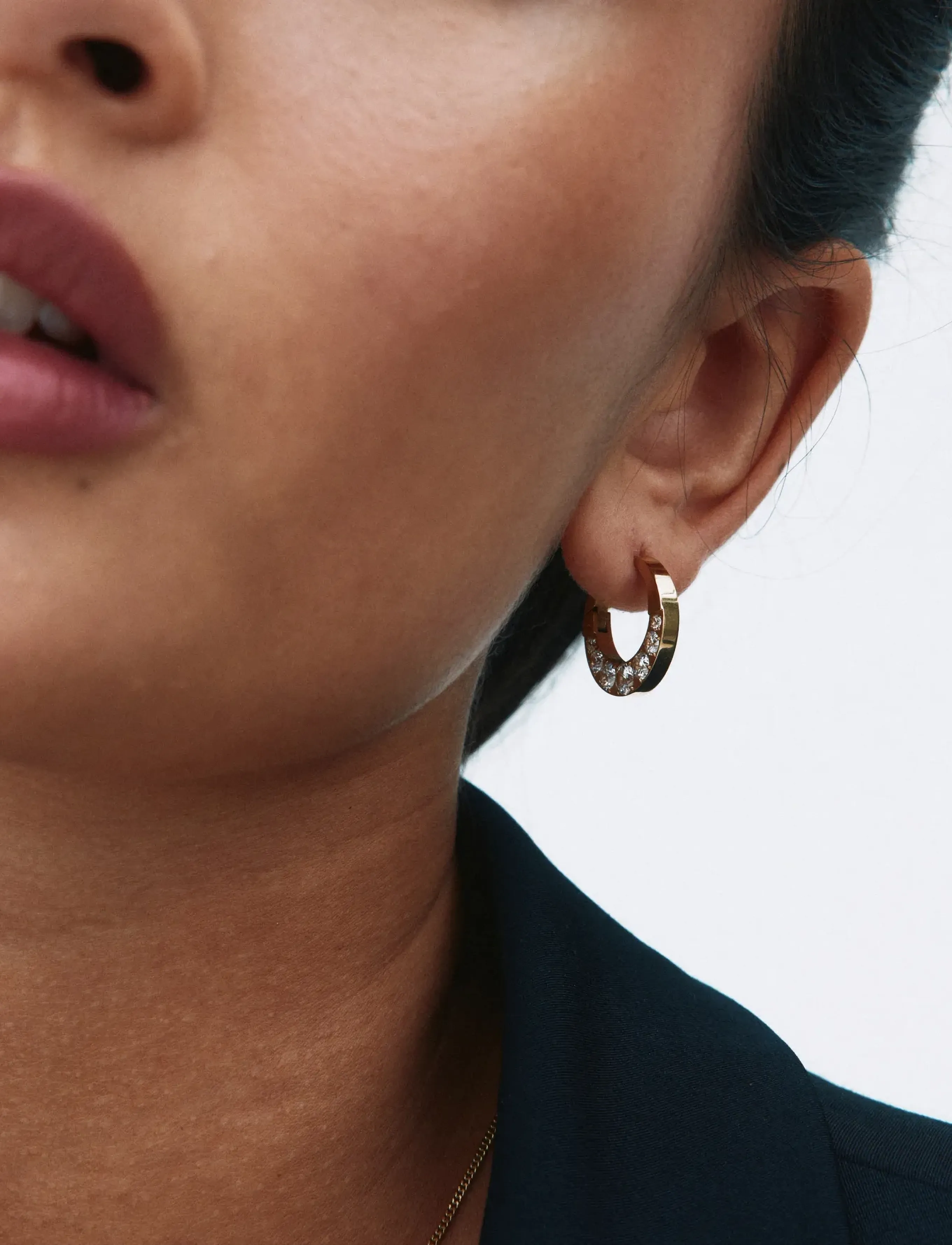 Edblad Monarch Hoops L Gold, One Size, Gold, Øreringe > Creoler, Dame