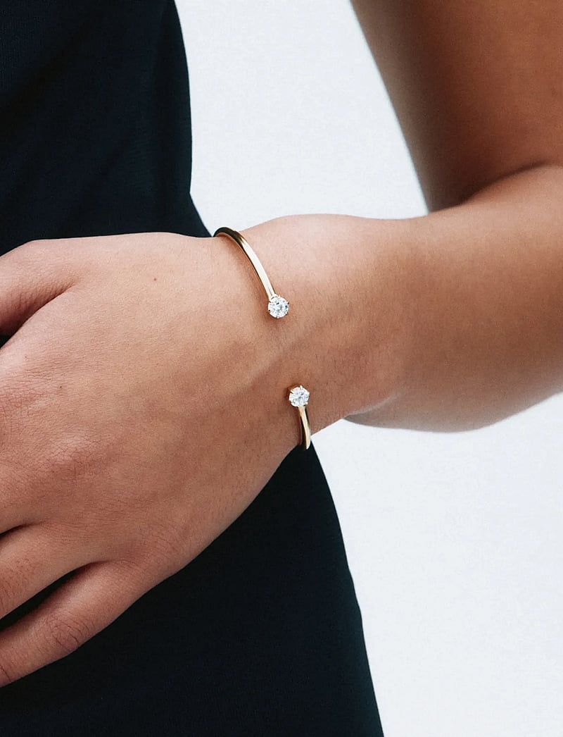 Edblad - Crown Bangle Gold - bangles - gold - 0
