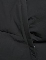Edwin - DETACHABLE SLEEVES PUFFER-BLACK - winter jackets - black - 4