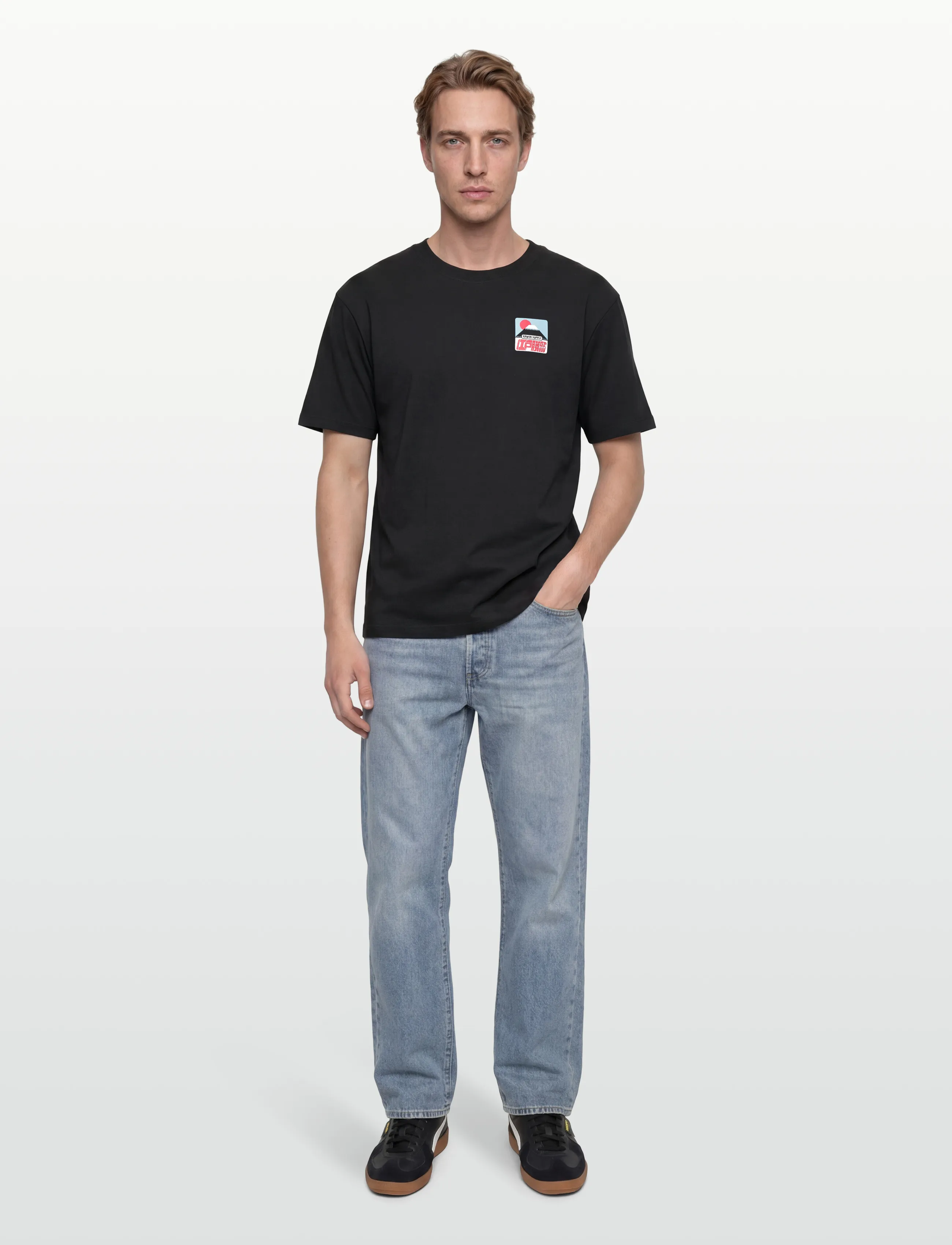 Edwin Sunset On Fuji San T-Shirt Black, L, T-shirts, Schwarz - Short-sleeved, Frauen
