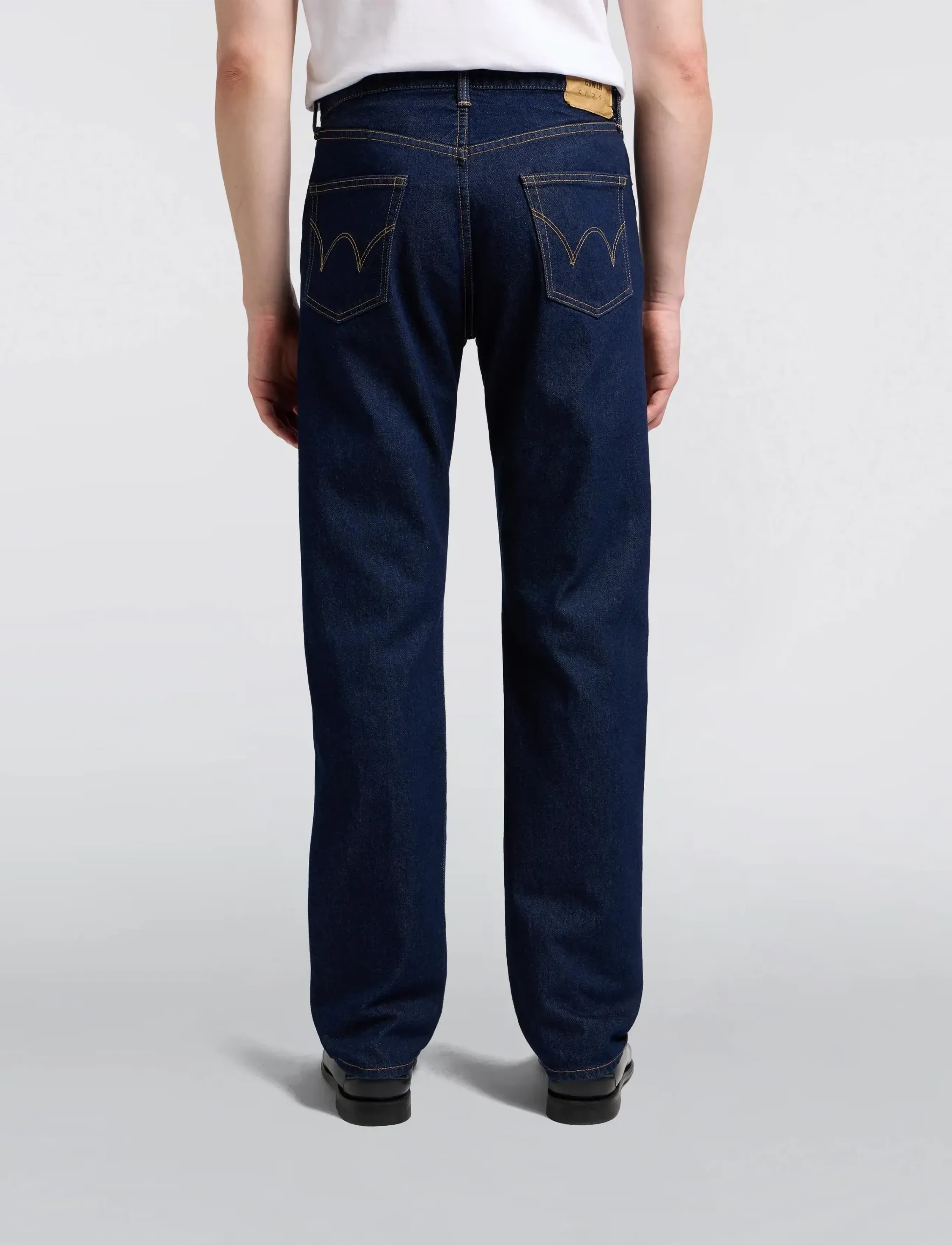 Edwin - Regular Straight Jeans-Blue - Rinsed - regular jeans - blue - 3