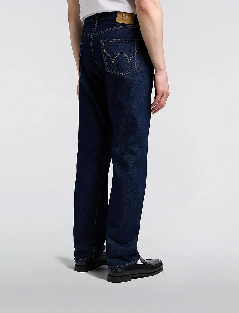 Edwin - Regular Straight Jeans-Blue - Rinsed - regular jeans - blue - 4