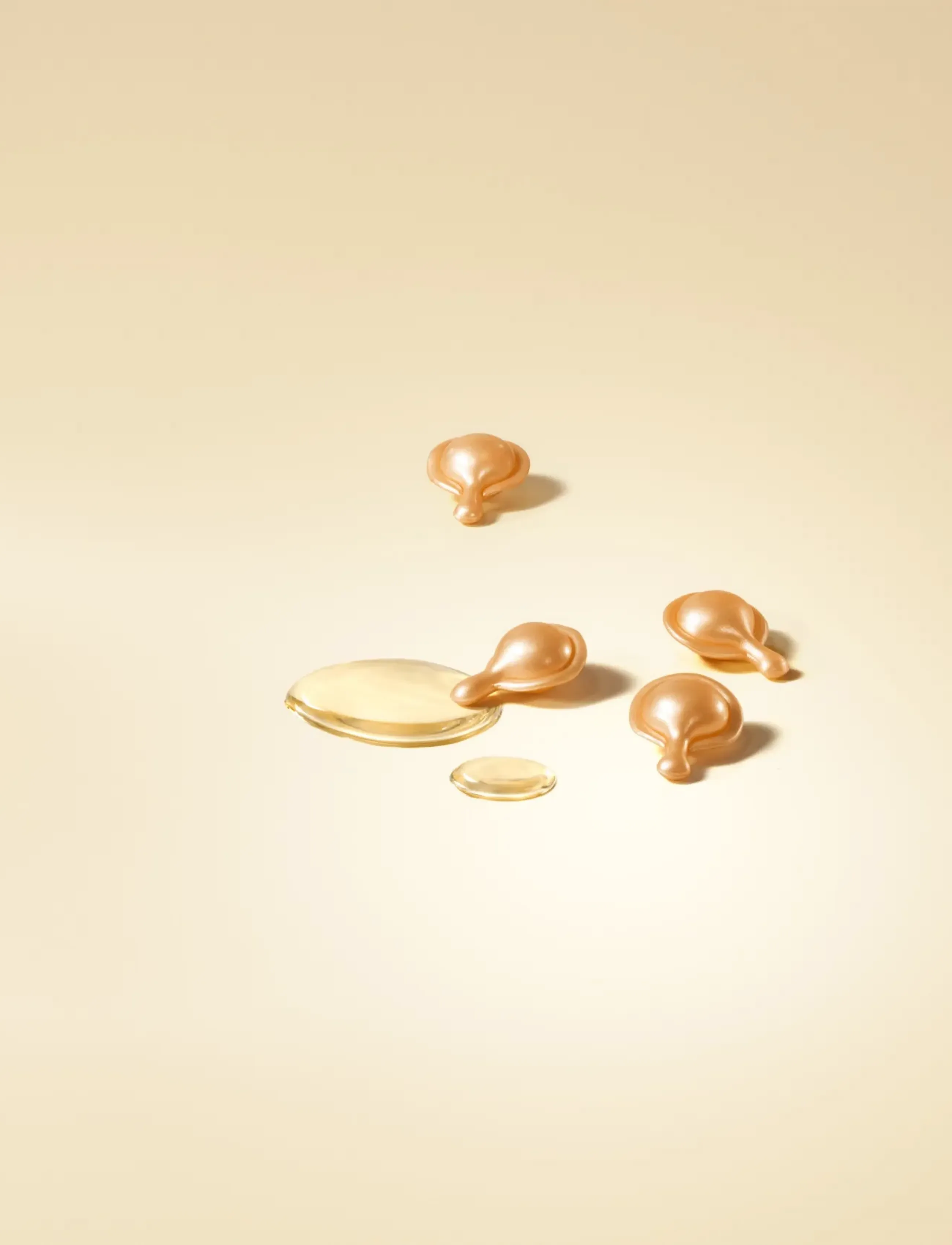 Elizabeth Arden - Ceramide Capsules Daily youth restoring serum 90 pcs 42 ml - serum & oljor  - clear - 0