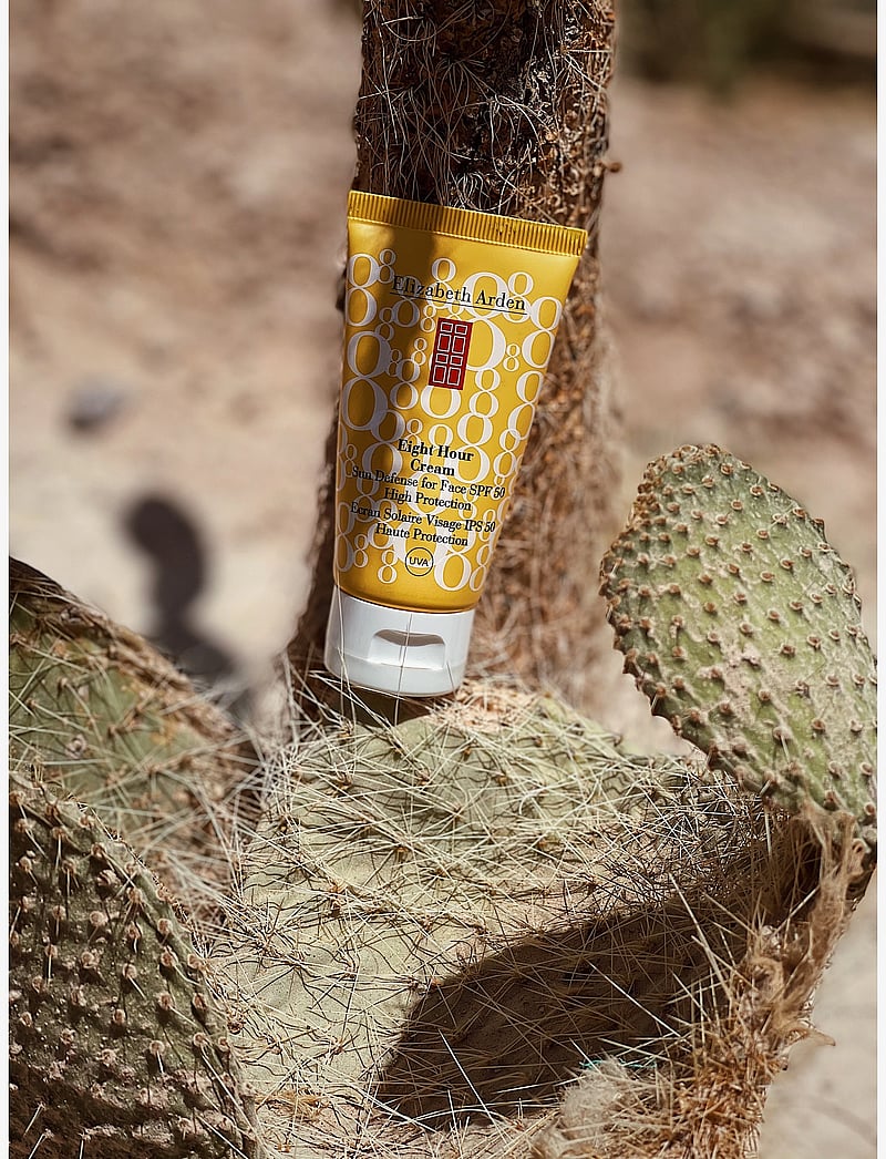 Elizabeth Arden - EIGHT HOUR SUN SUNDEFENSE FOR FACE SPF 50 - för ansiktet - clear - 1