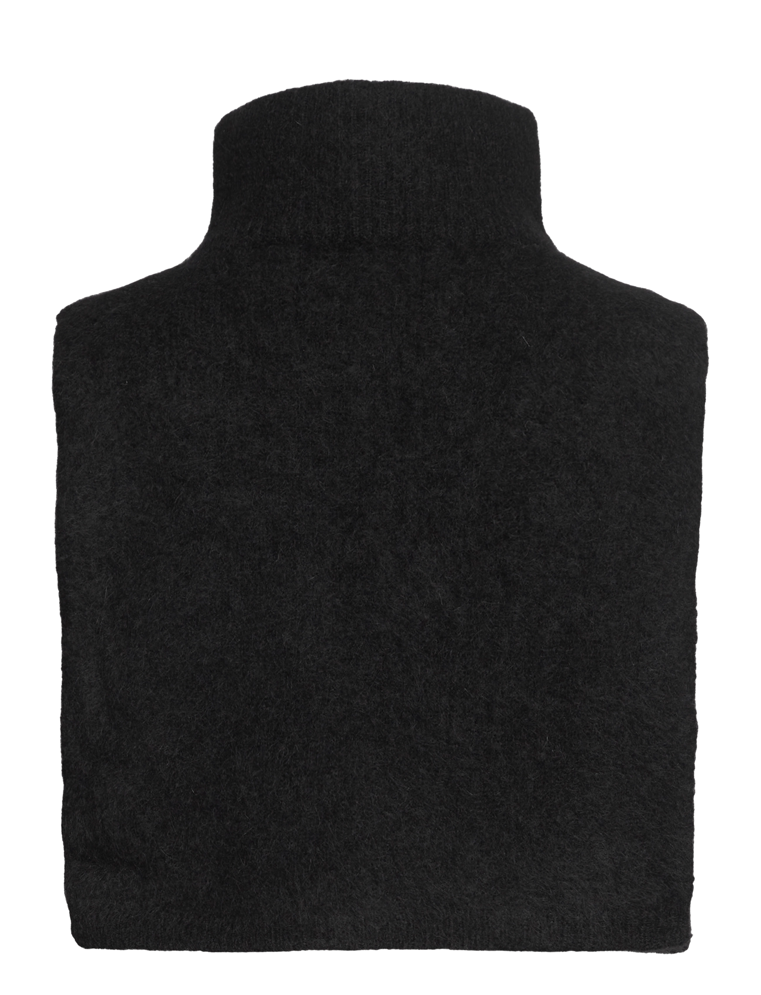 Belinda Chunky High Neck 2