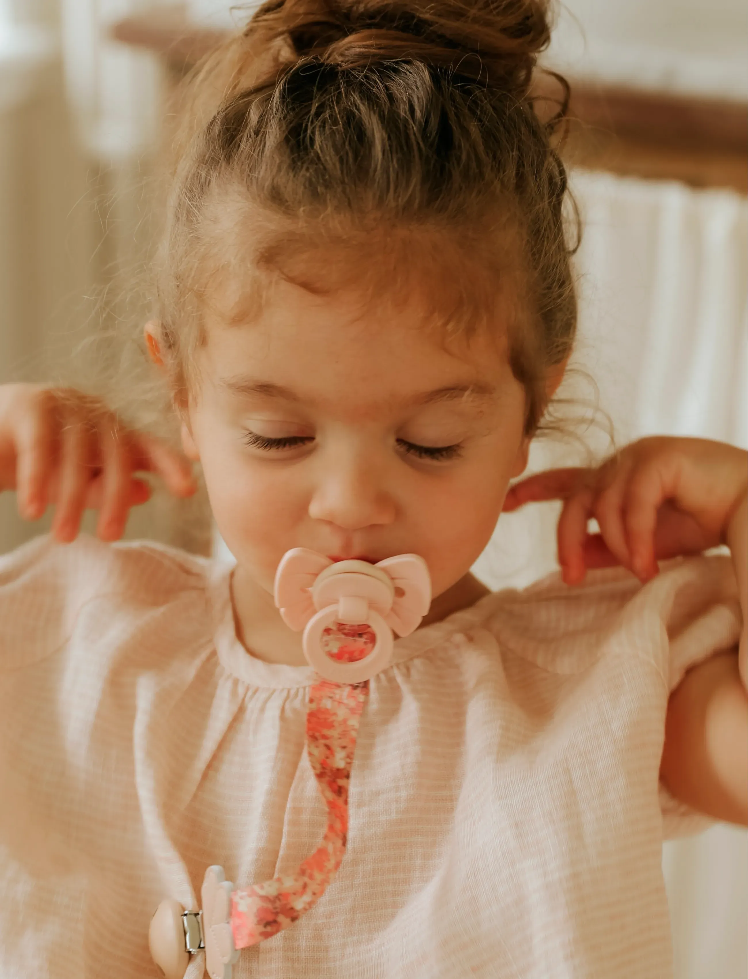 Elodie Details - Pacifier Binky Bow NB Misty Pink - lutid - misty pink - 4