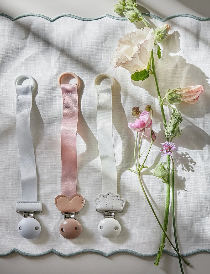 Elodie Details - Pacifier Clip Wood - Vanilla White - lutiketid - vanilla white - 0