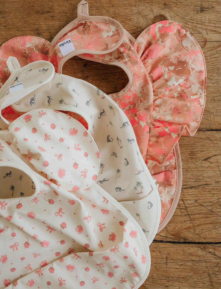 Elodie Details - Baby Bib Garden Leo's Resort - hagesmække uden ærmer - garden leo's resort - 2