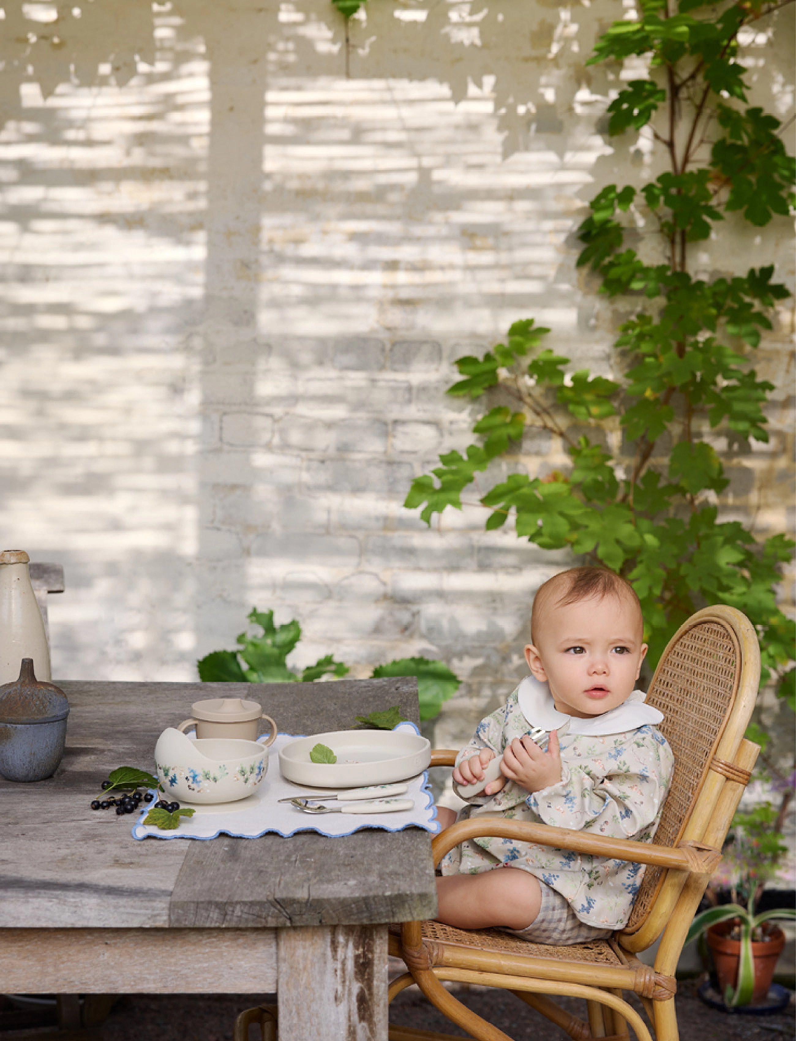 Elodie Details Longsleeved Baby Bib Fairytale Forest, One Size, Bibs, Mehrfarbig/gemustert - Long Sleeve Bib, Kinder