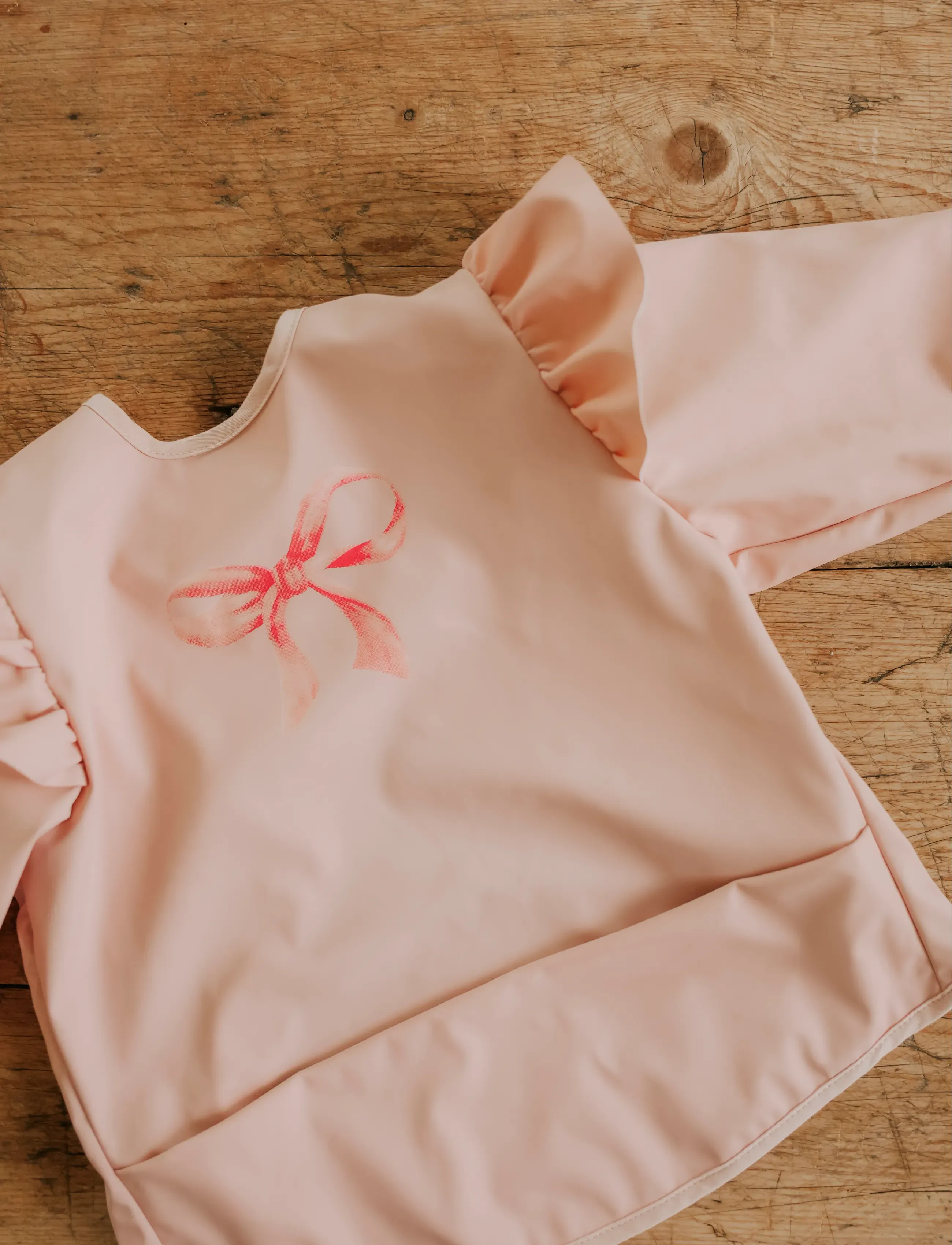 Elodie Details - Long sleeved Baby Bib Rosy Bow - langerma smekkbuxur - rosy bow - 3