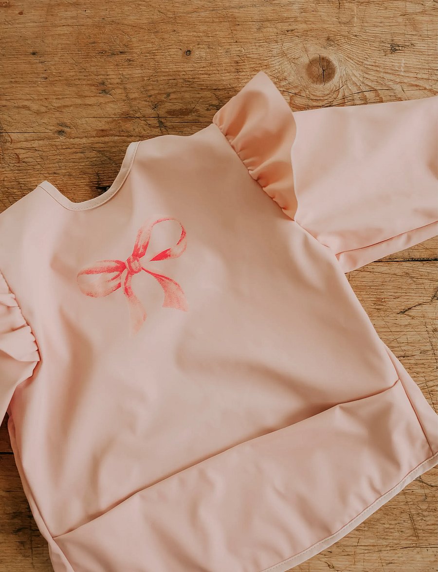 Elodie Details - Long sleeved Baby Bib Rosy Bow - langerma smekkbuxur - rosy bow - 3