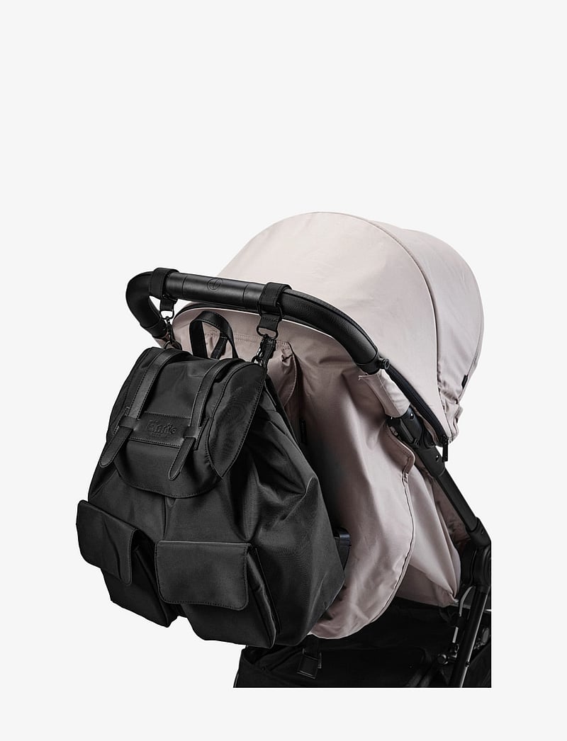 Elodie Details - Changing Bag Backpack City - Black - mähkmekotid - black - 3