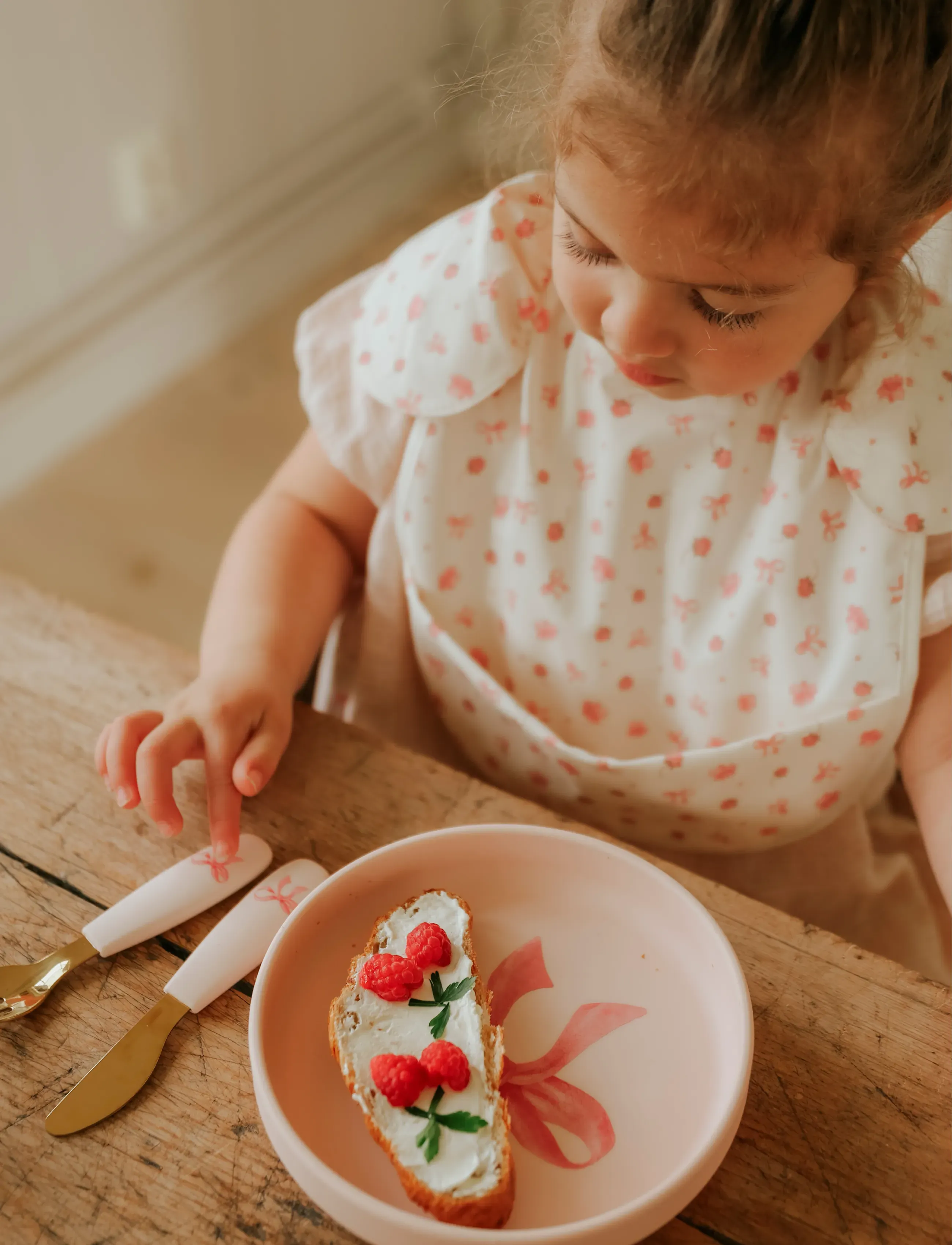Elodie Details - Silicone Plate Set Rosy Bow - zestawy obiadowe - rosy bow - 5
