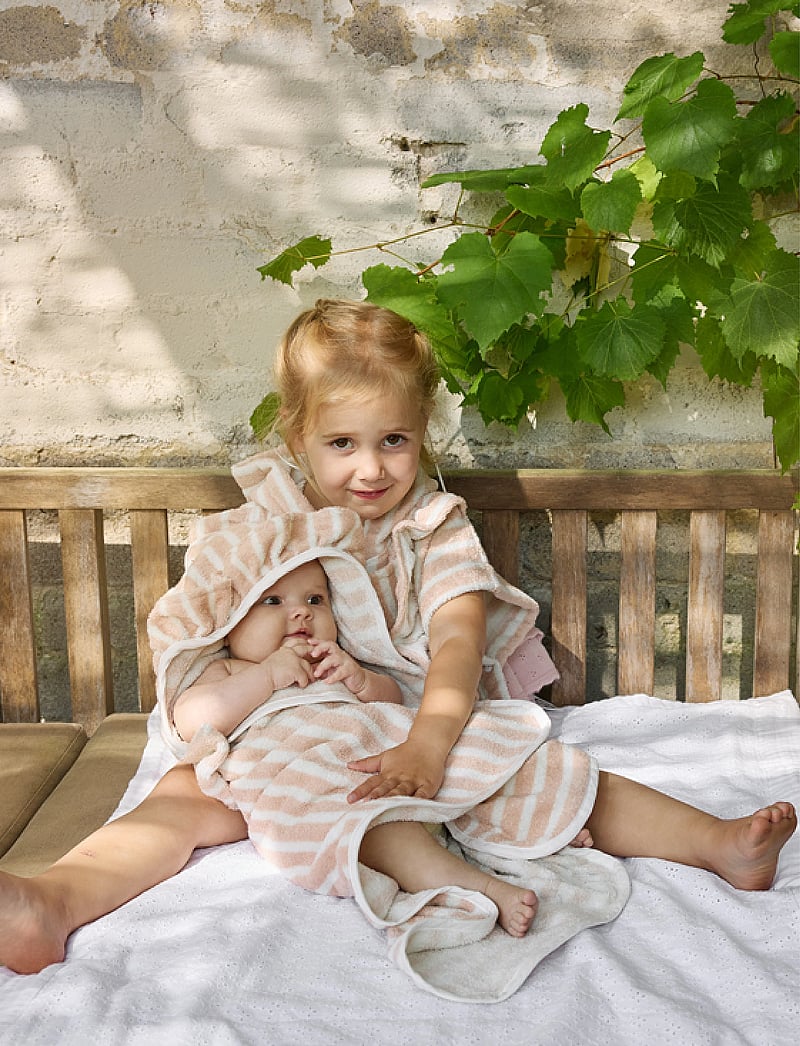 Elodie Details - Hooded Towel - Candy Stripes - handtücher - candy stripes - 2
