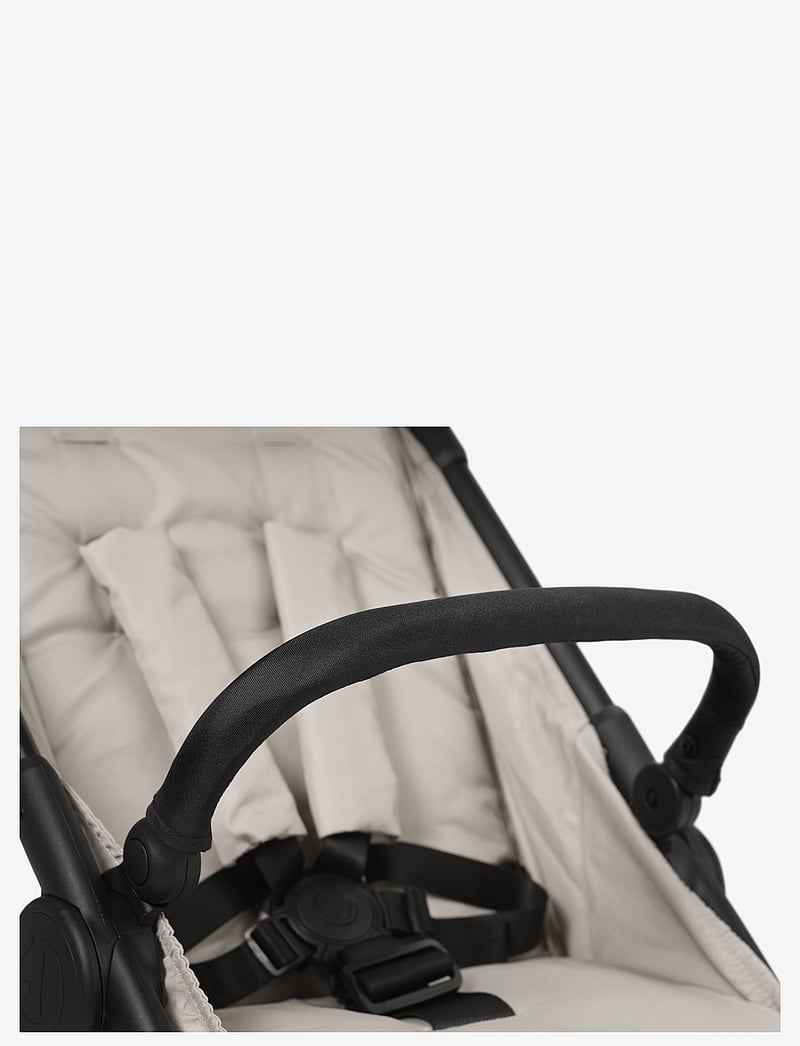 Elodie Details - Mondo Bumber Bar - Black - stroller accessories - black - 1