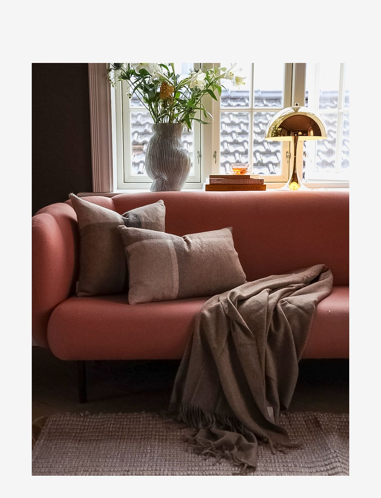 ELVANG - Manhattan cushion 40x60cm - koristetyynyt - beige - 1