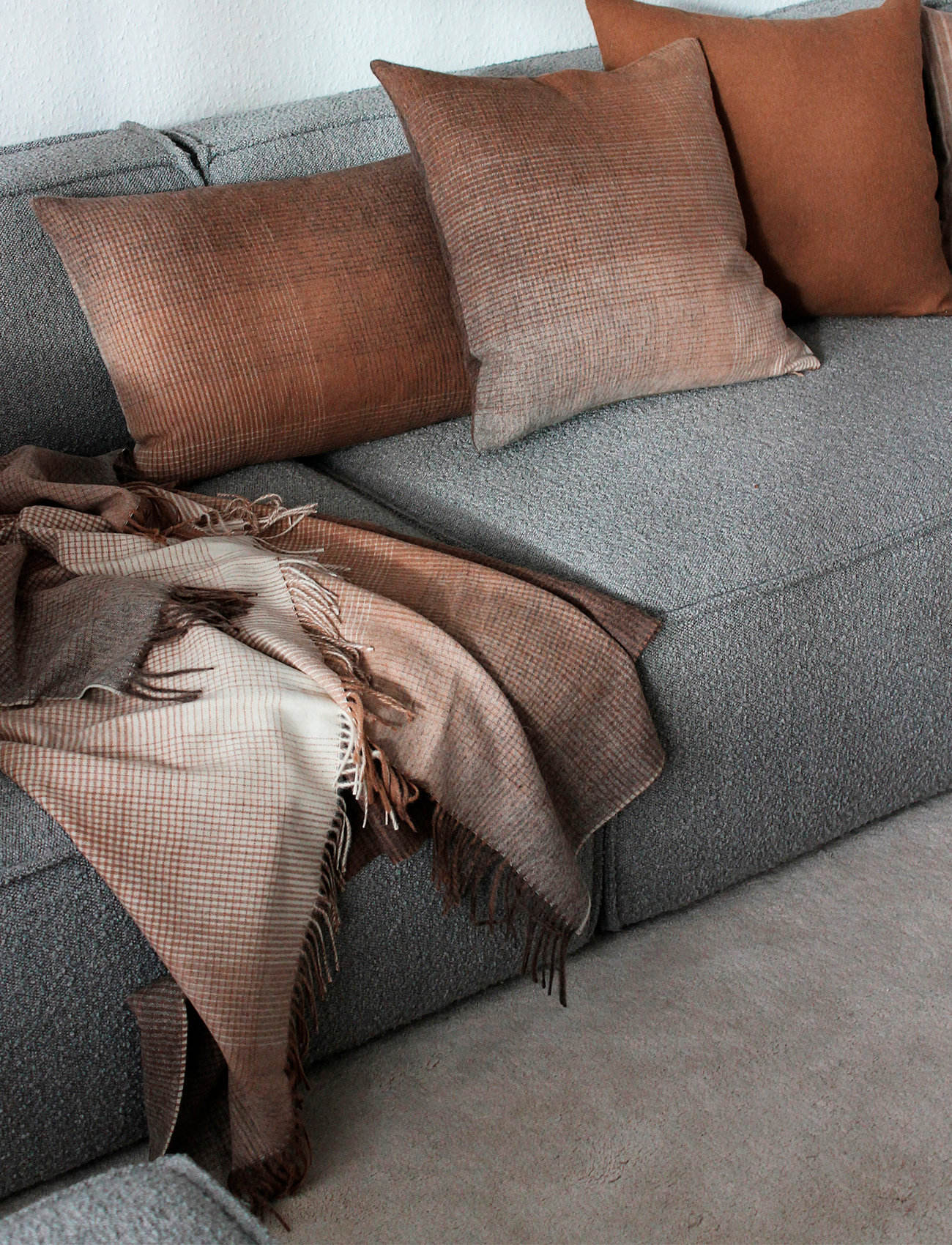 ELVANG - Horizon cushion 40x60cm - dekoratīvas spilvendrānas - camel - 1