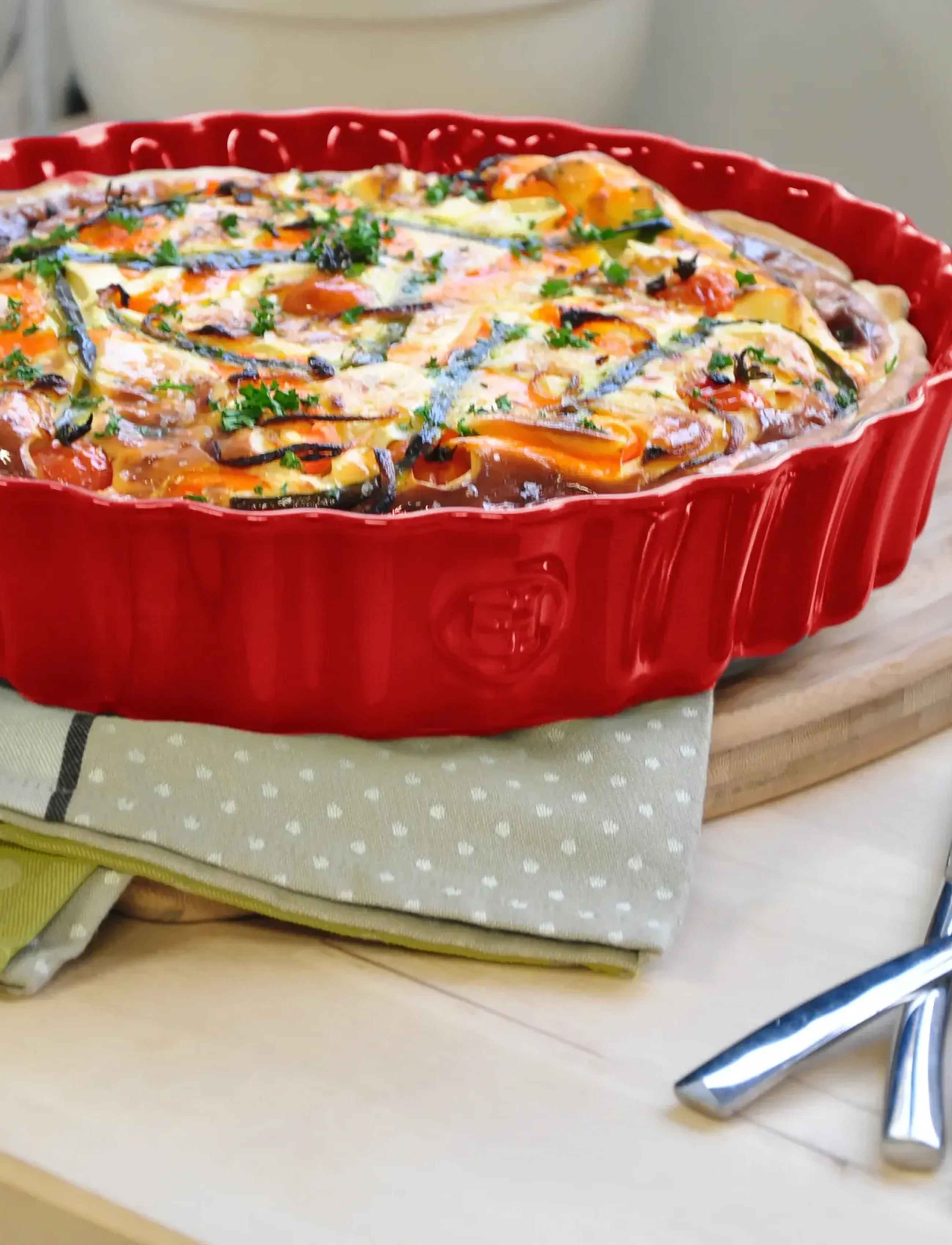 Emile Henry Tærteform 24 Cm – Rød, 1.15 L, Baking Tins, Rot - Pie Dishes, Homeware