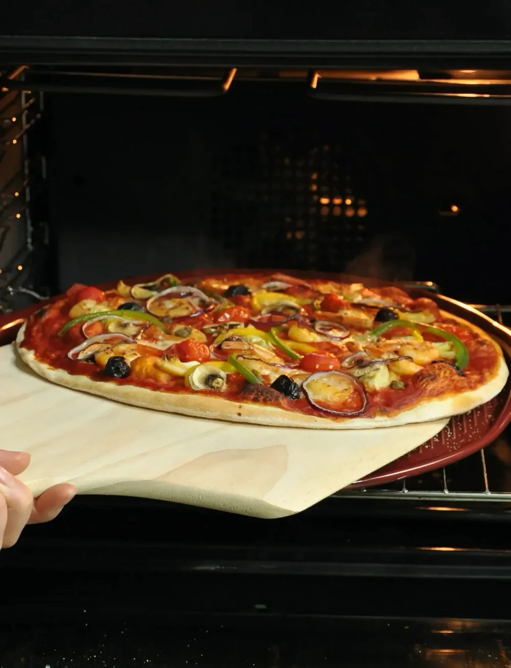 Emile Henry - Ridged Pizza Stone - pitsatarbed - rÖd - 2