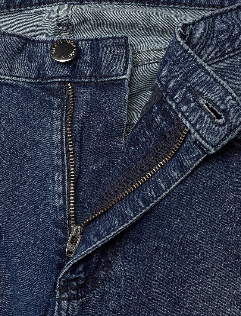 Emporio Armani - 5 POCKETS PANT - liibuvad teksad - medium blue denim 0942 - 3